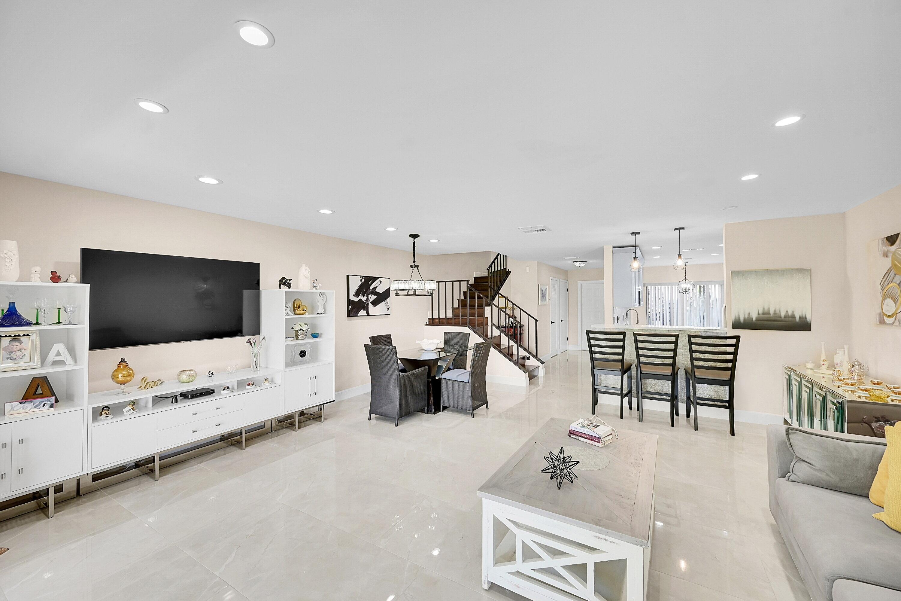 21207 Lago, Boca Raton FL 33433