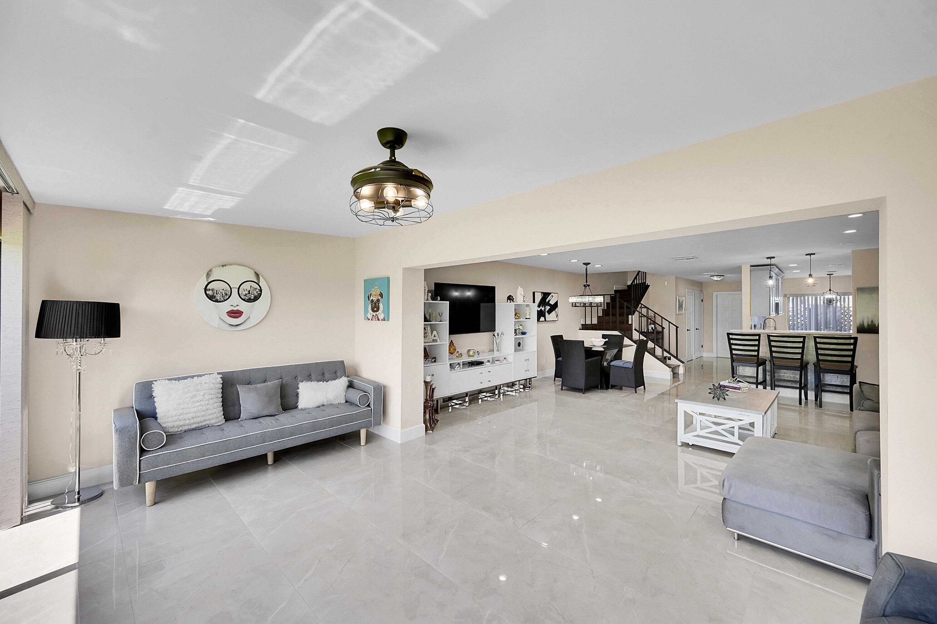 21207 Lago, Boca Raton FL 33433