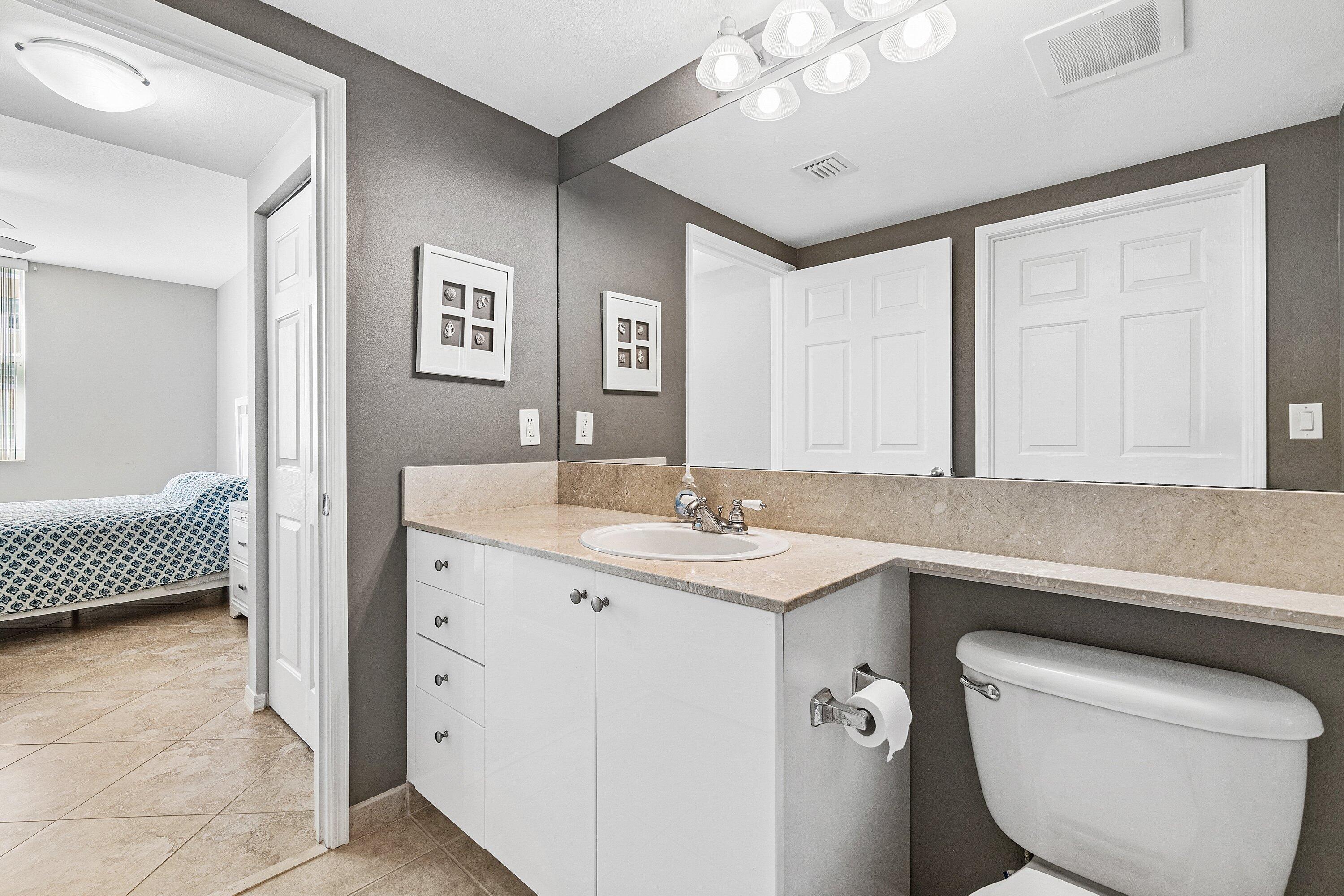 700 E Boynton Beach #803, Boynton Beach FL 33435