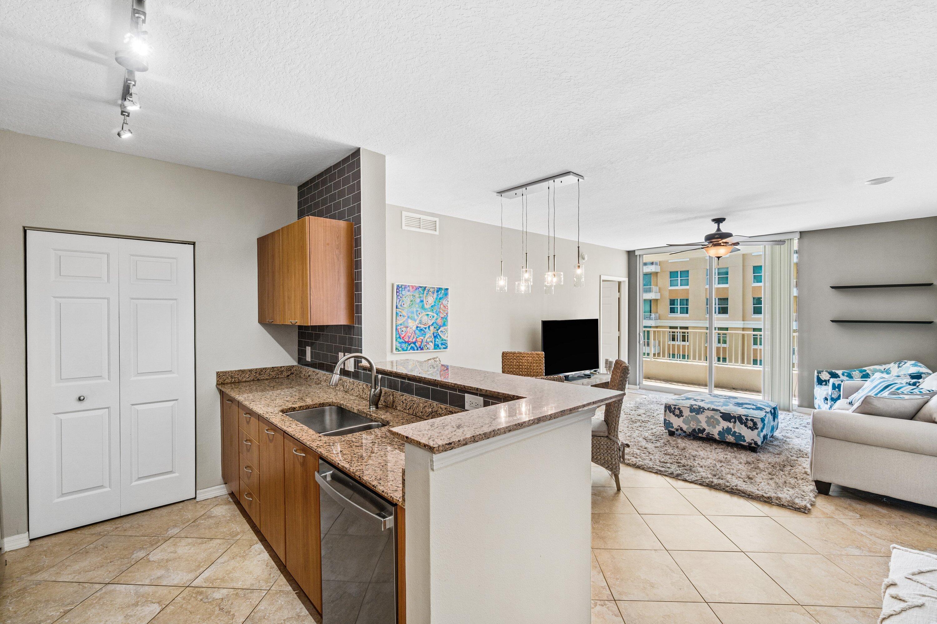 700 E Boynton Beach #803, Boynton Beach FL 33435