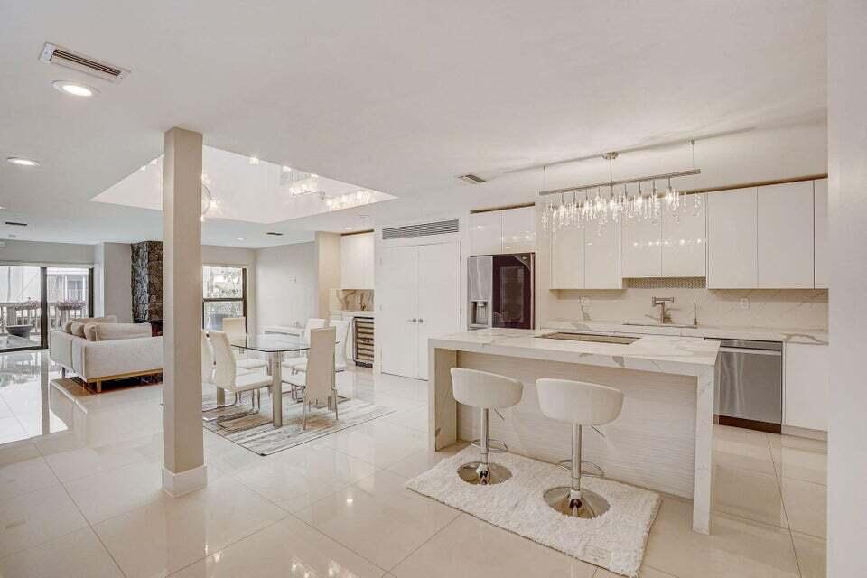 1127 Boca Cove, Highland Beach FL 33487