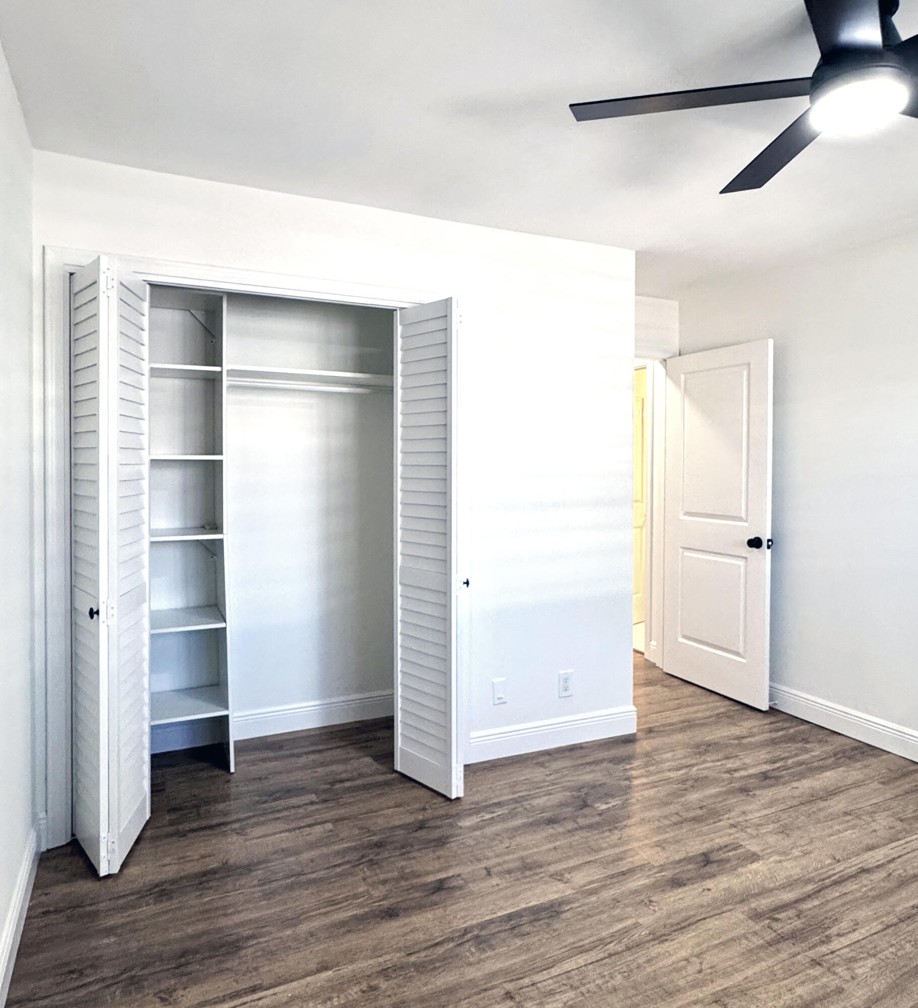 419 Pine Tree #19, Atlantis FL 33462