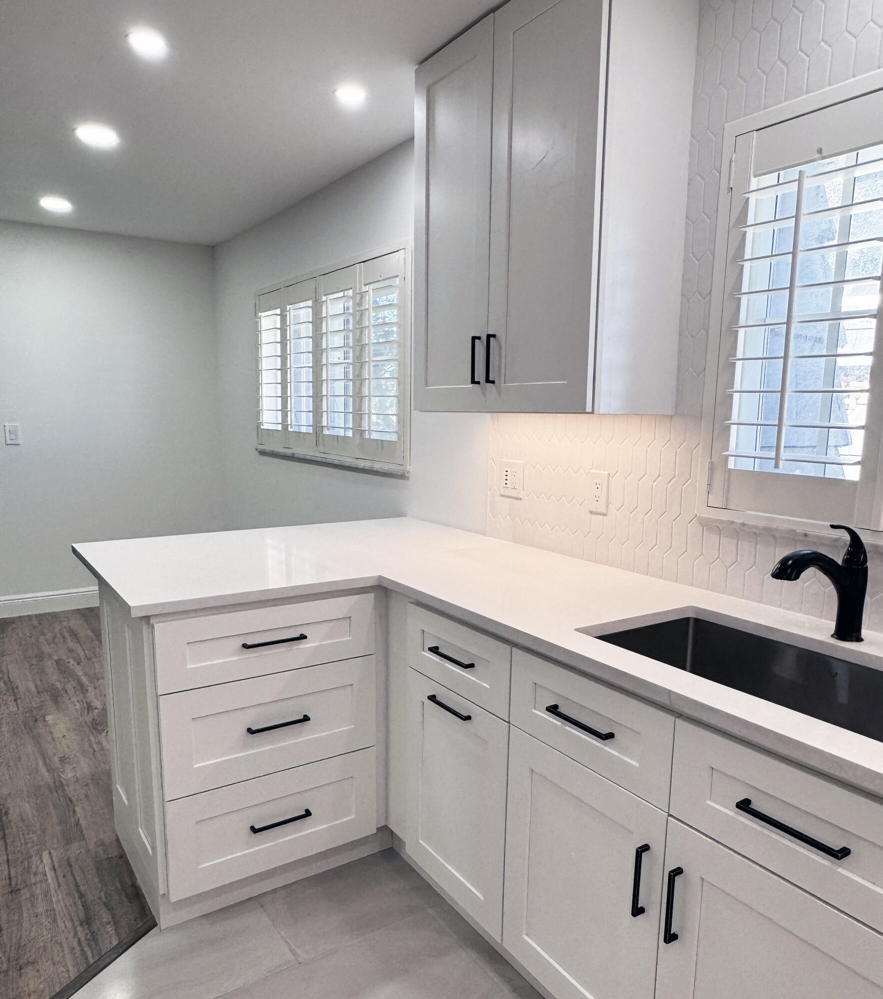 419 Pine Tree #19, Atlantis FL 33462