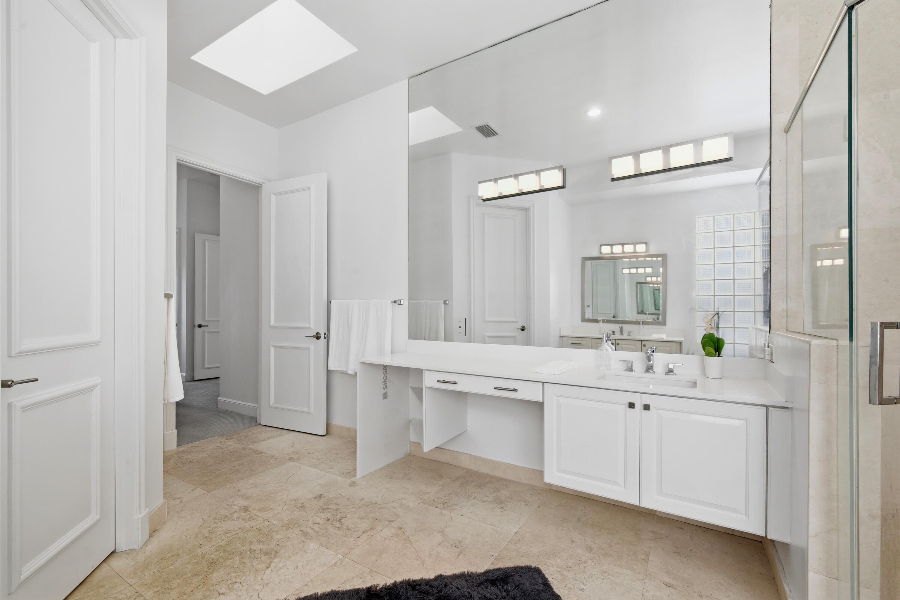 3857 Regency, Boca Raton FL 33496