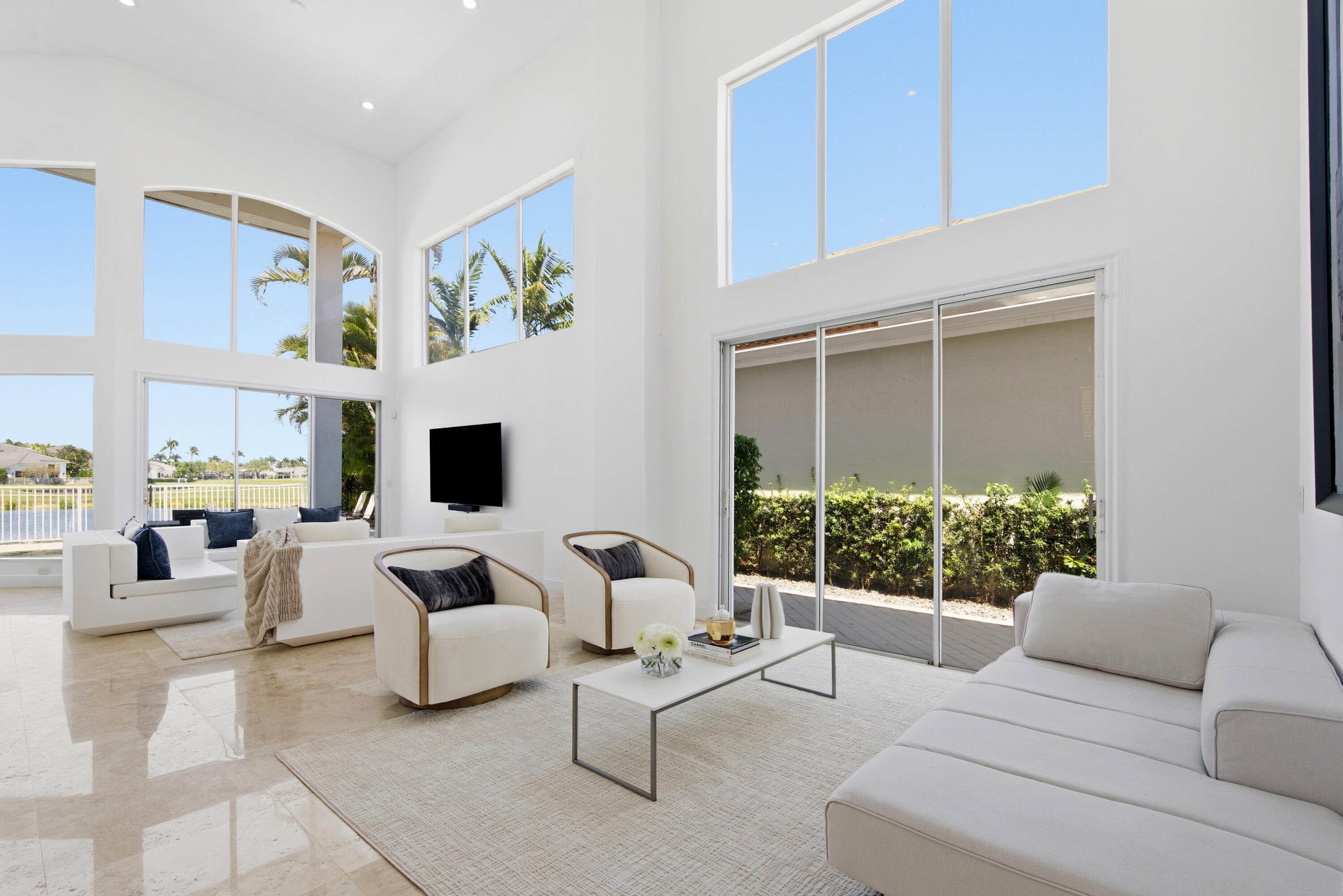 3857 Regency, Boca Raton FL 33496