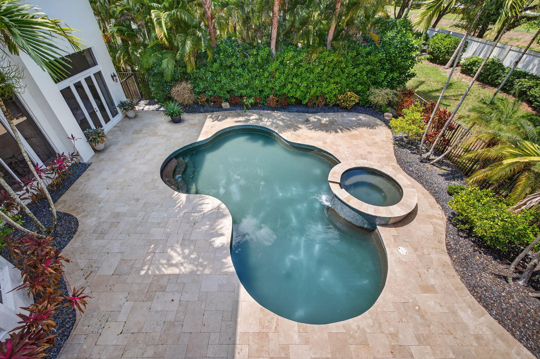 17681 Middlebrook, Boca Raton FL 33496