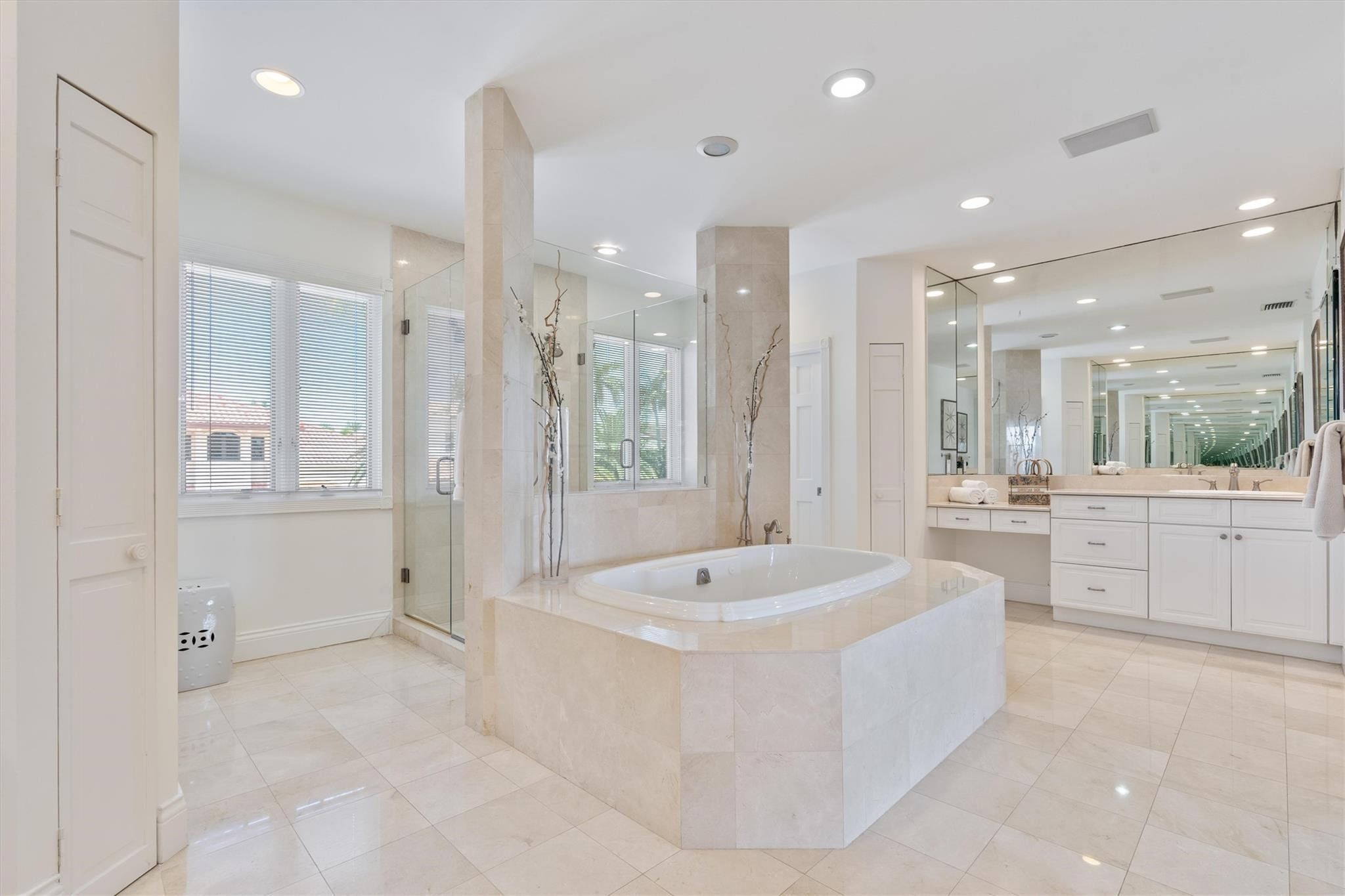 703 Royal Plaza, Fort Lauderdale FL 33301