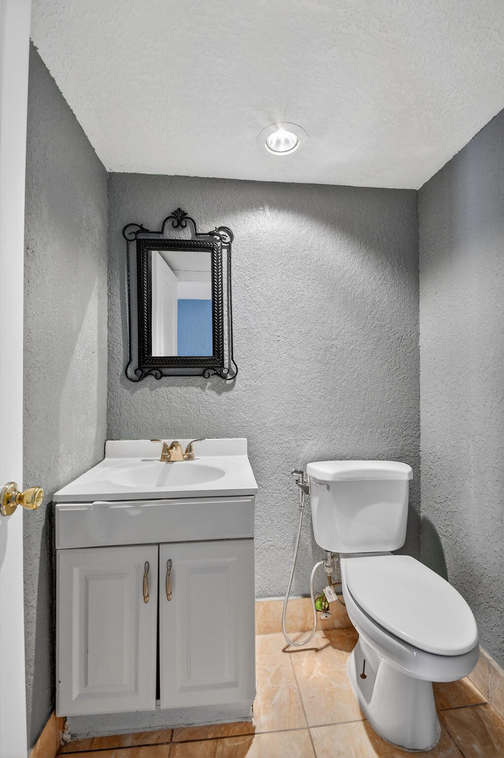 320 Woodland, Palm Springs FL 33461