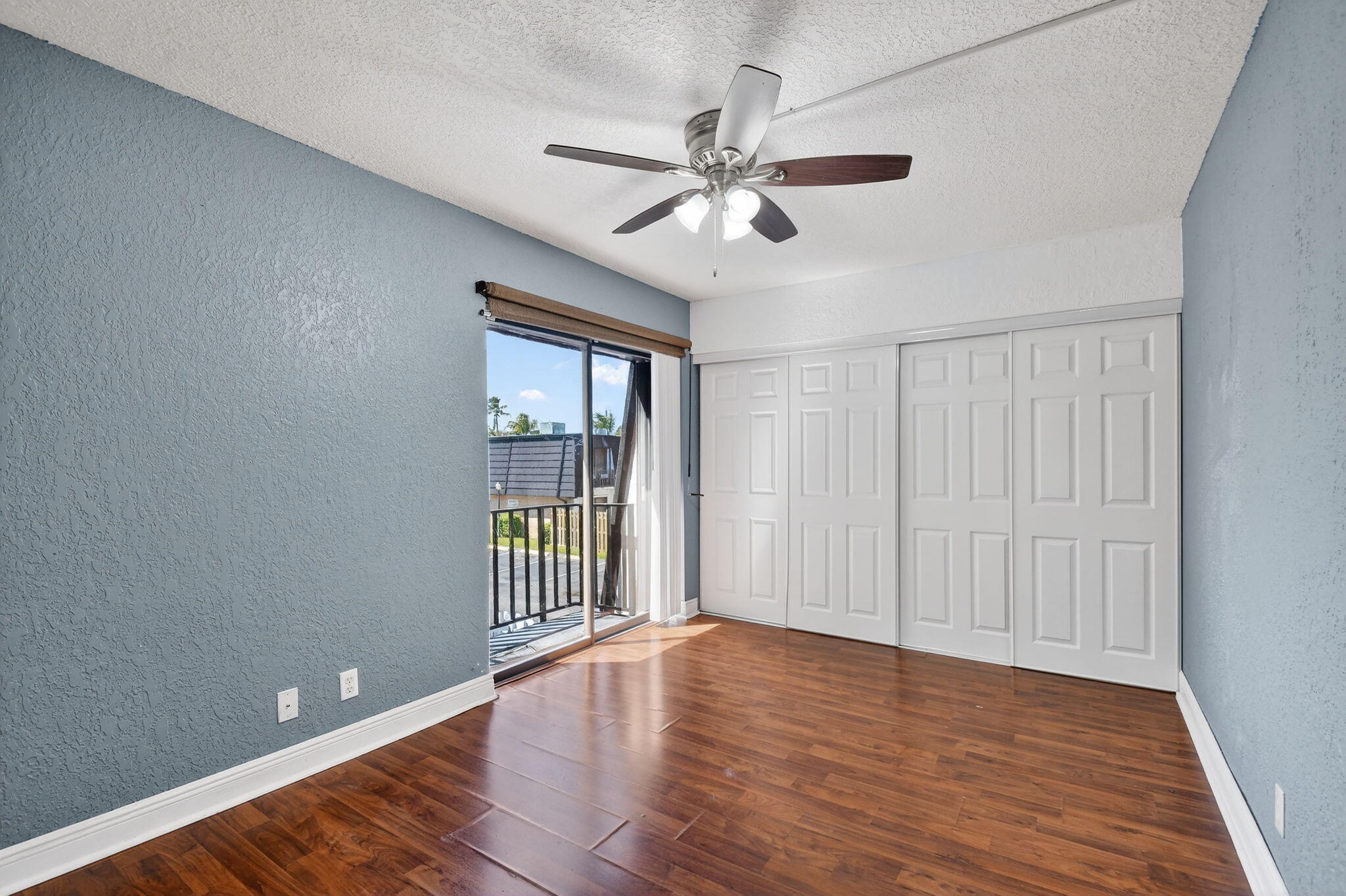 320 Woodland, Palm Springs FL 33461