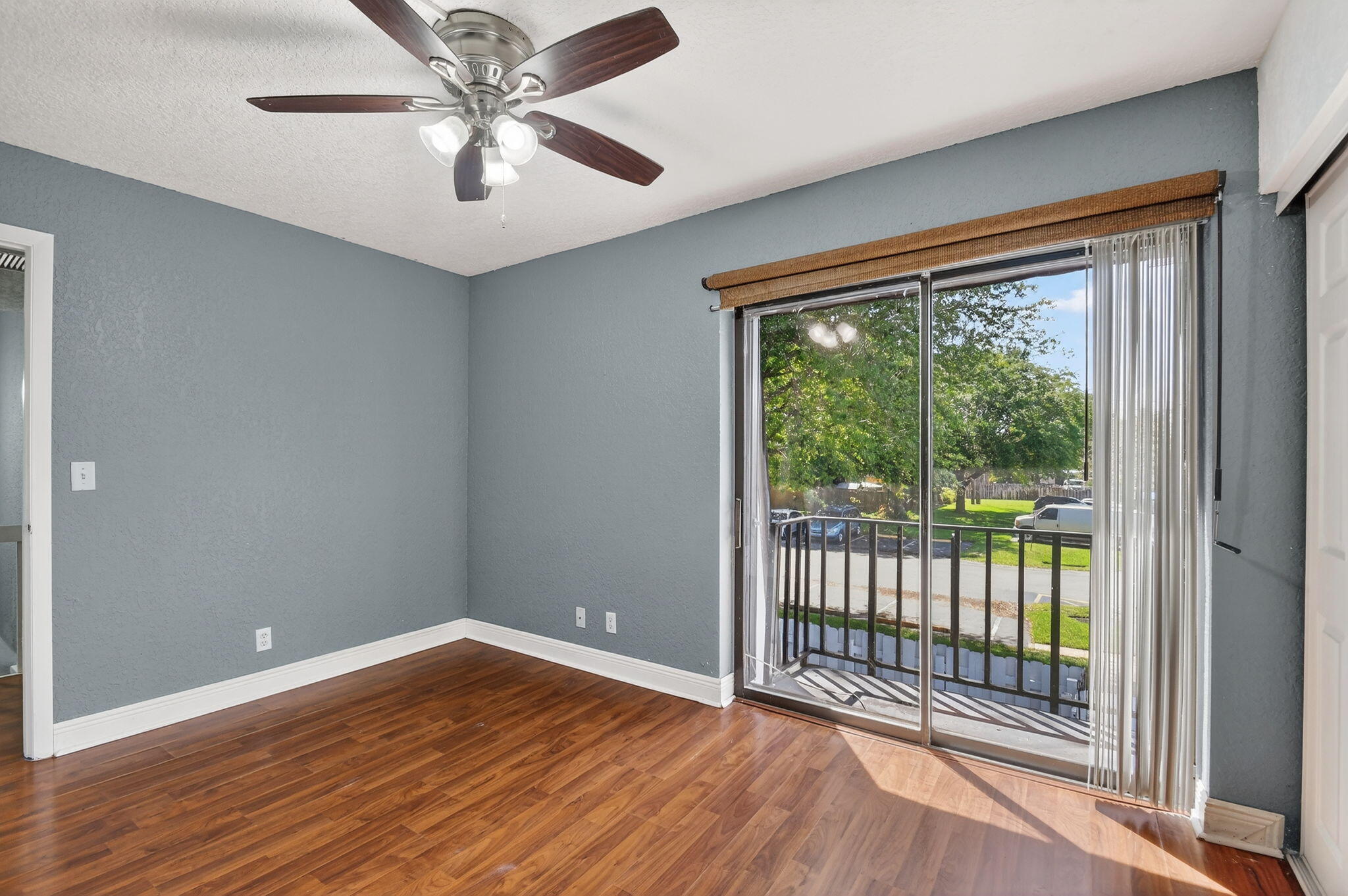 320 Woodland, Palm Springs FL 33461