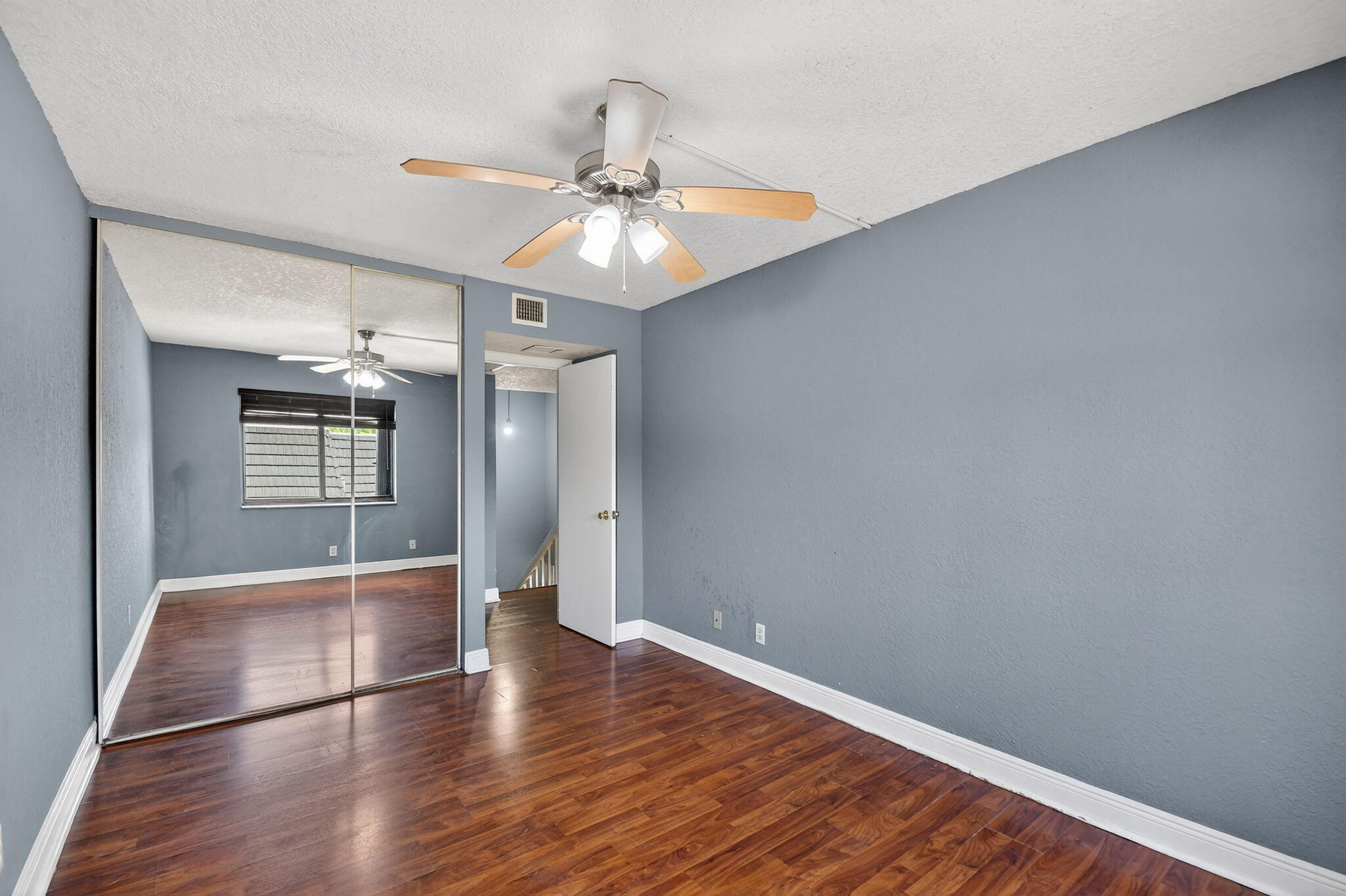 320 Woodland, Palm Springs FL 33461