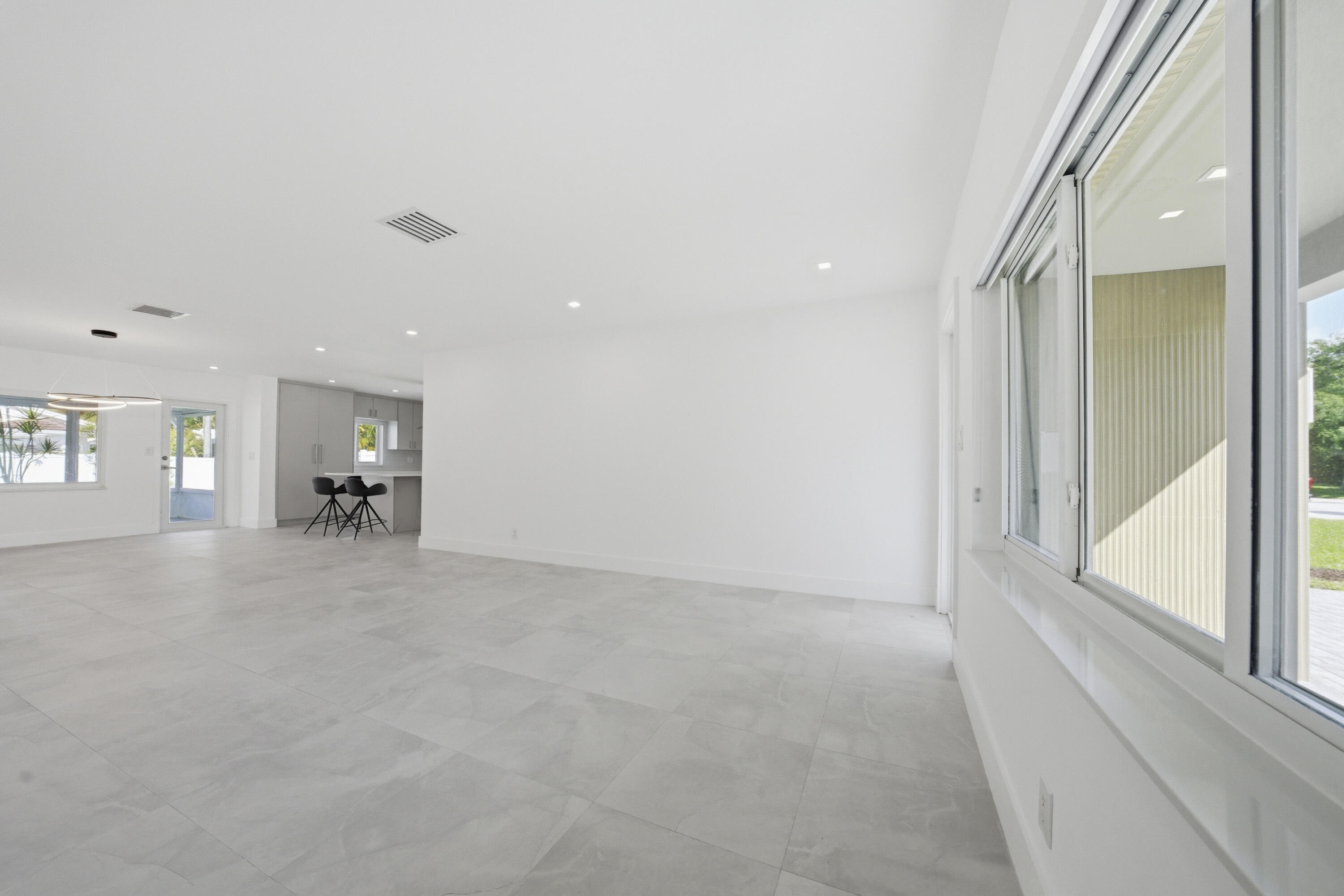 2001 NE 17th, Fort Lauderdale FL 33305