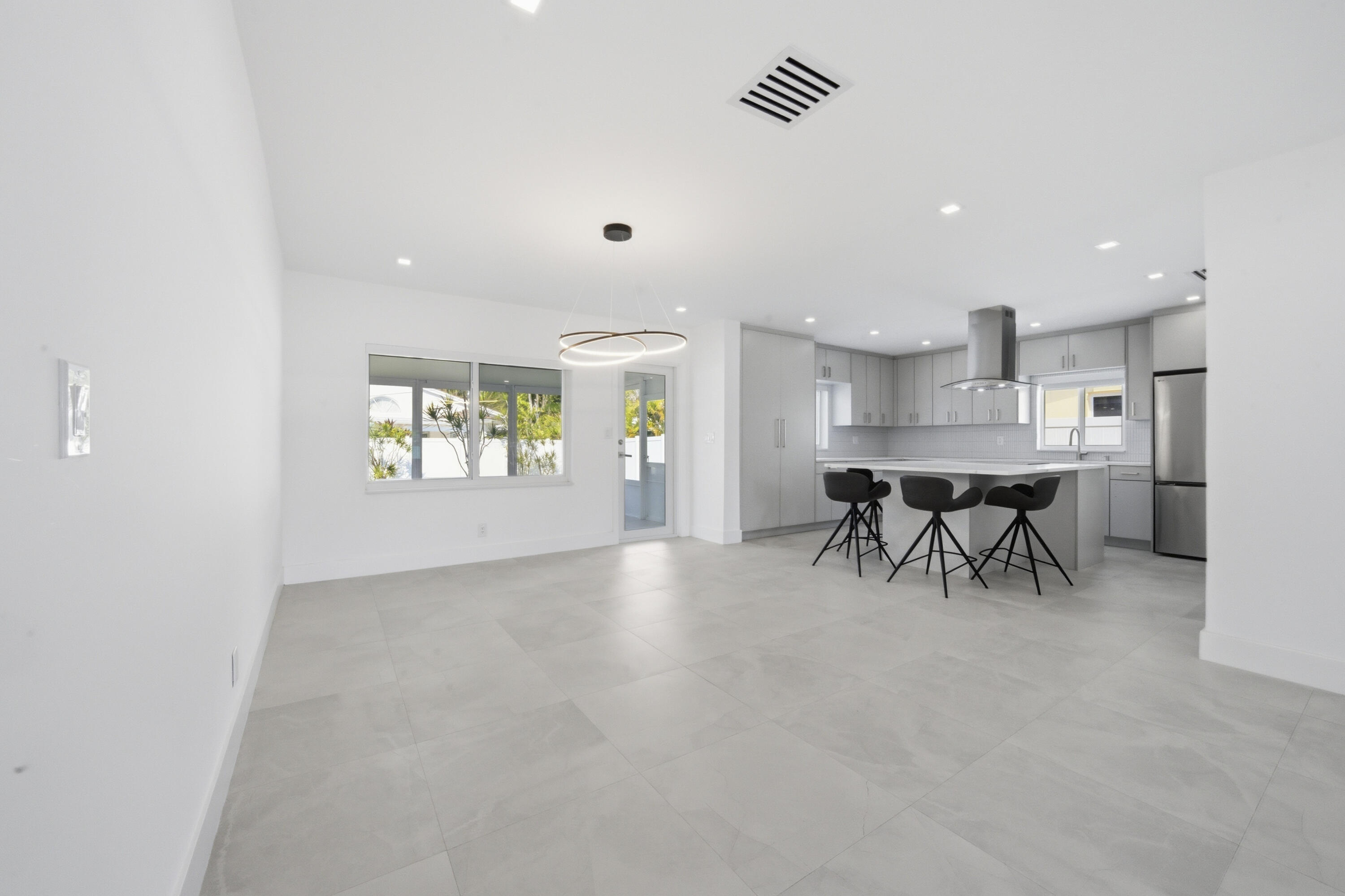 2001 NE 17th, Fort Lauderdale FL 33305