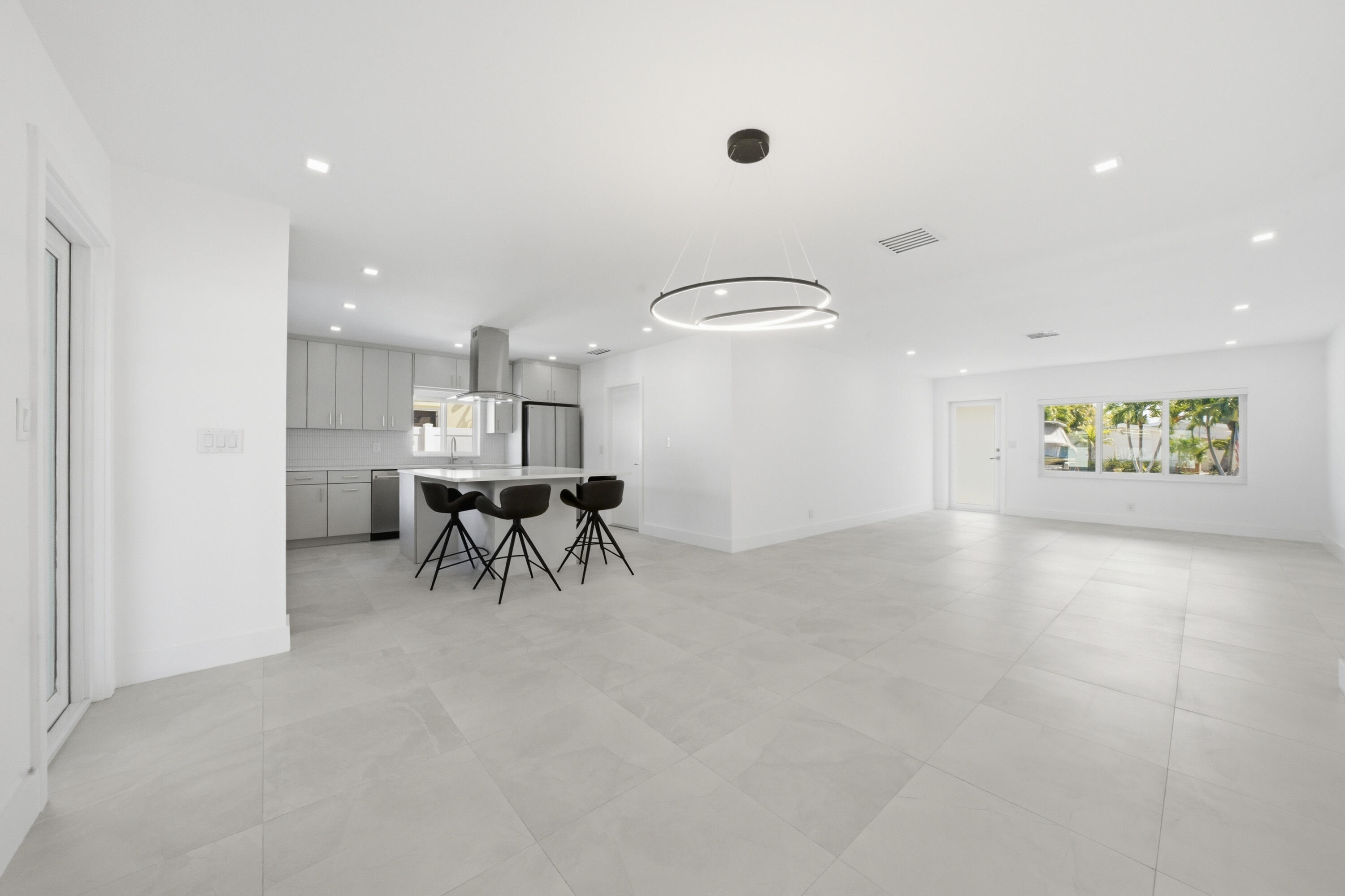 2001 NE 17th, Fort Lauderdale FL 33305