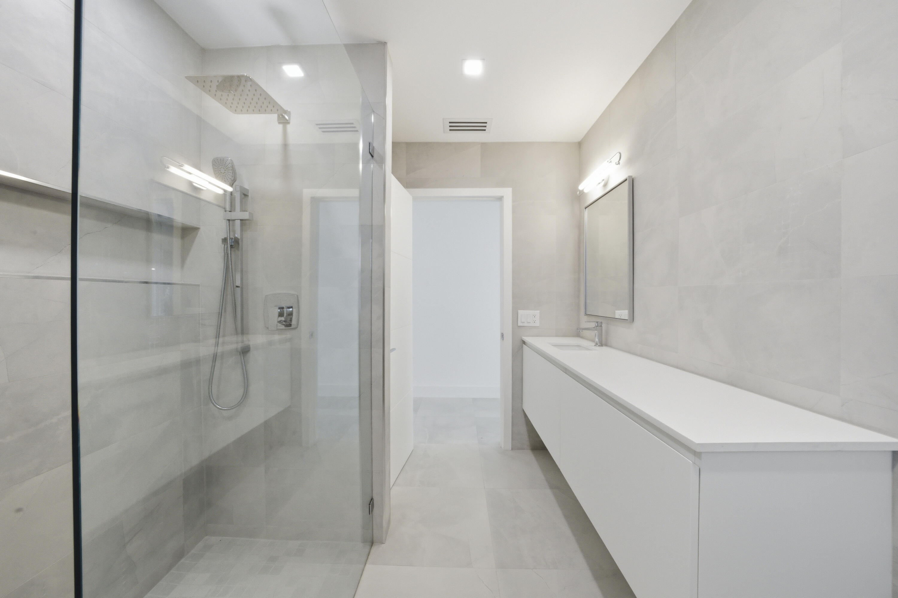 2001 NE 17th, Fort Lauderdale FL 33305