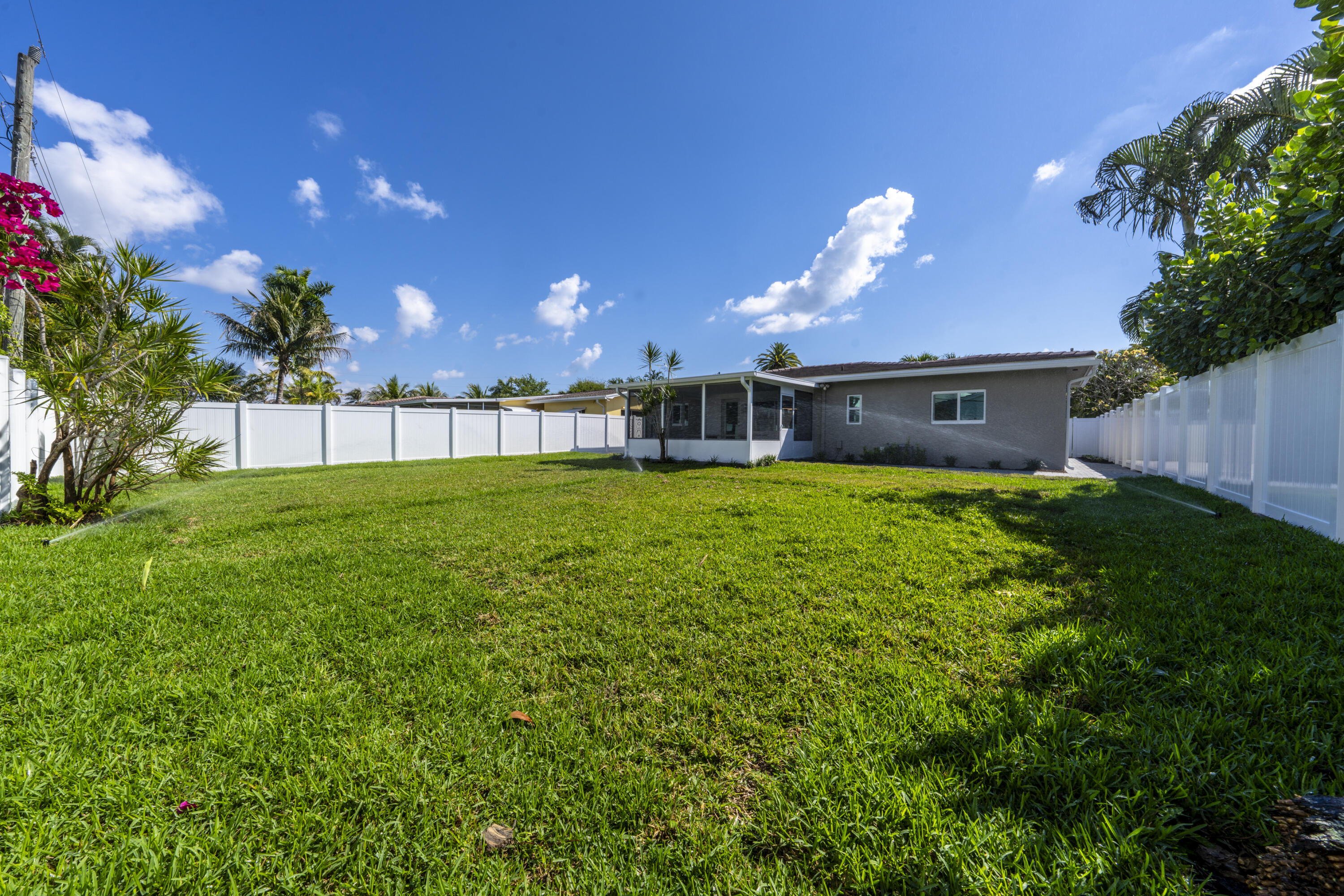 2001 NE 17th, Fort Lauderdale FL 33305