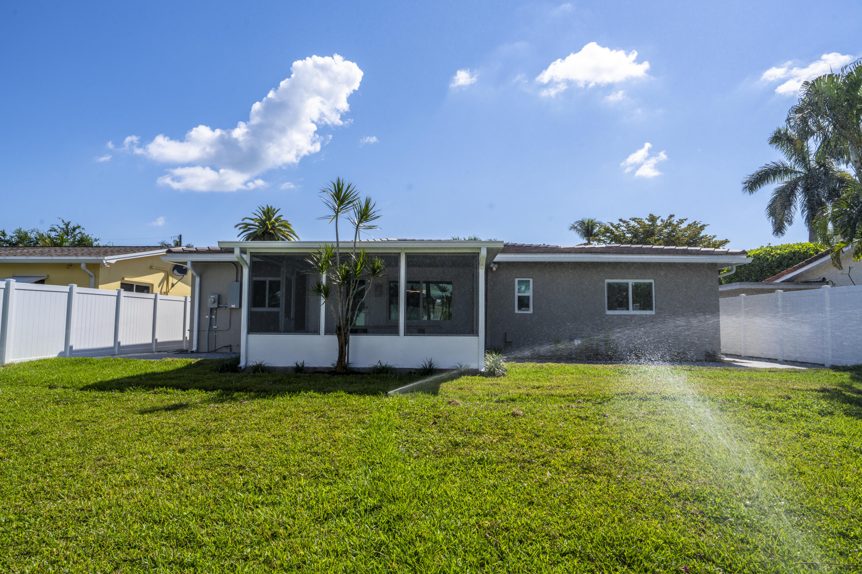 2001 NE 17th, Fort Lauderdale FL 33305