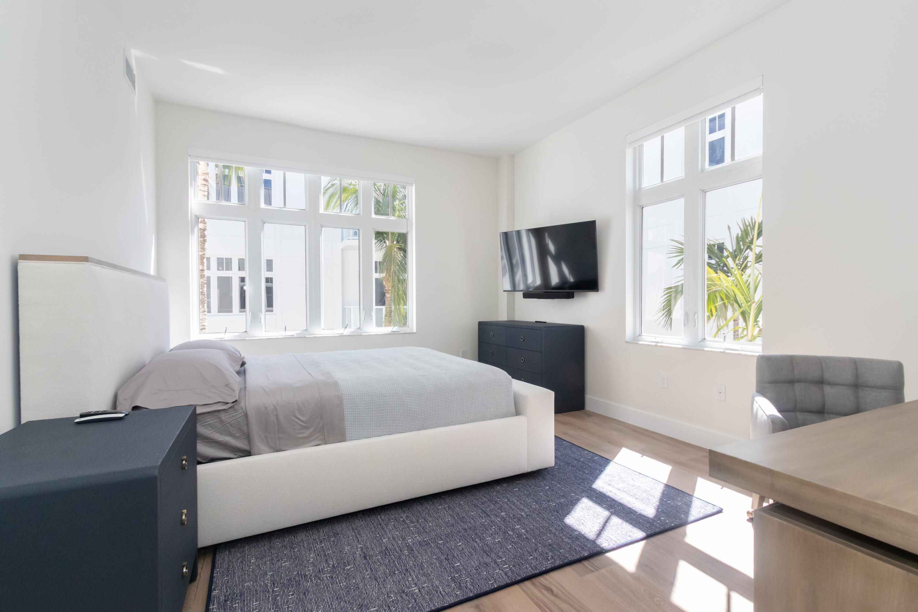 184 Lake #3201, Palm Beach Shores FL 33404