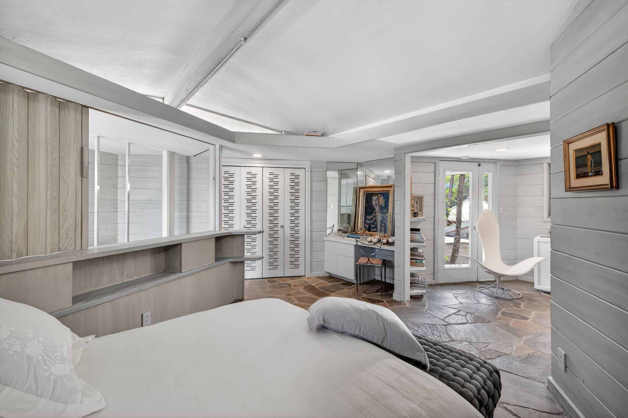 2040 Coral Reef, Lauderdale By The Sea FL 33062