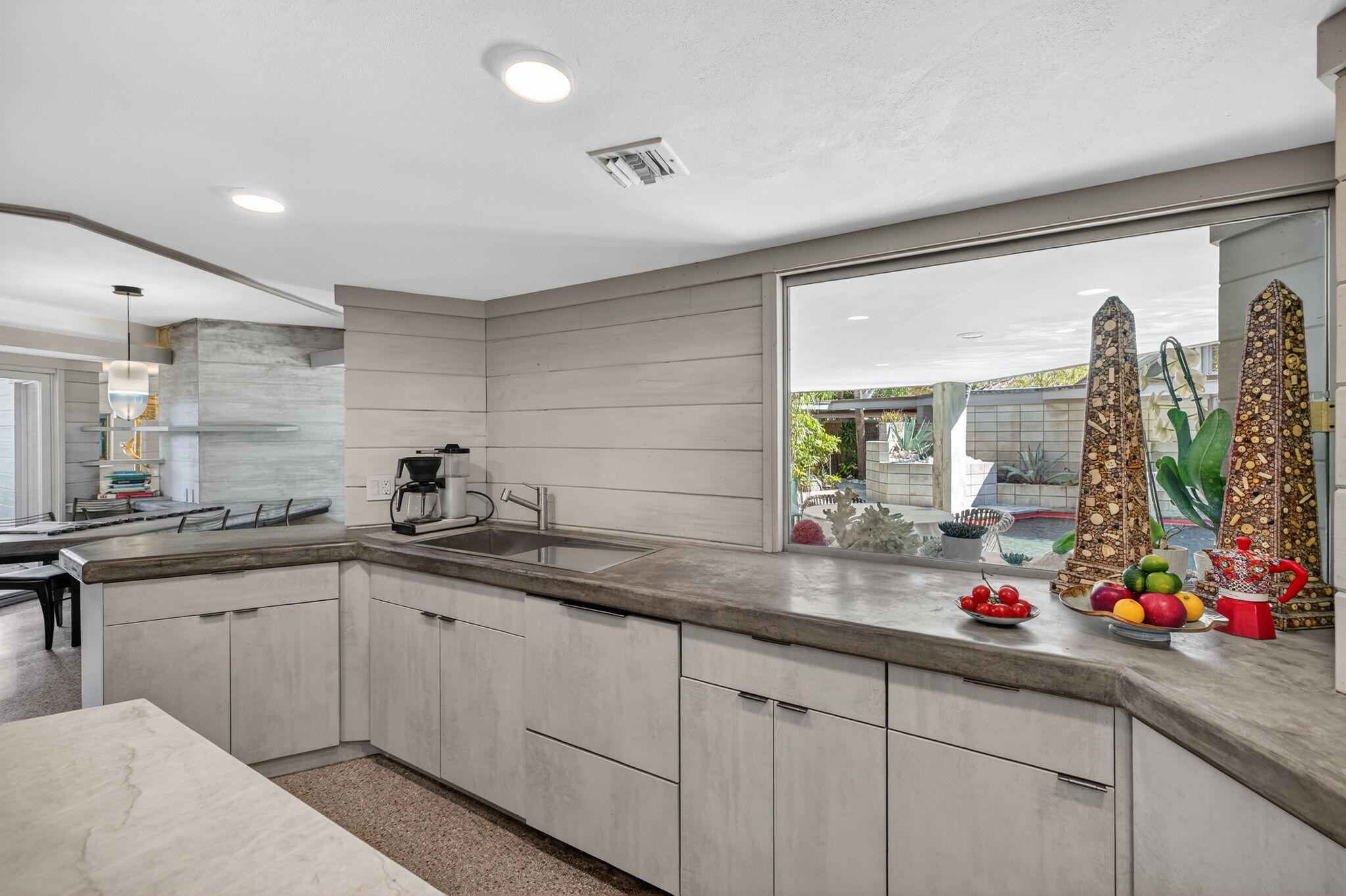 2040 Coral Reef, Lauderdale By The Sea FL 33062