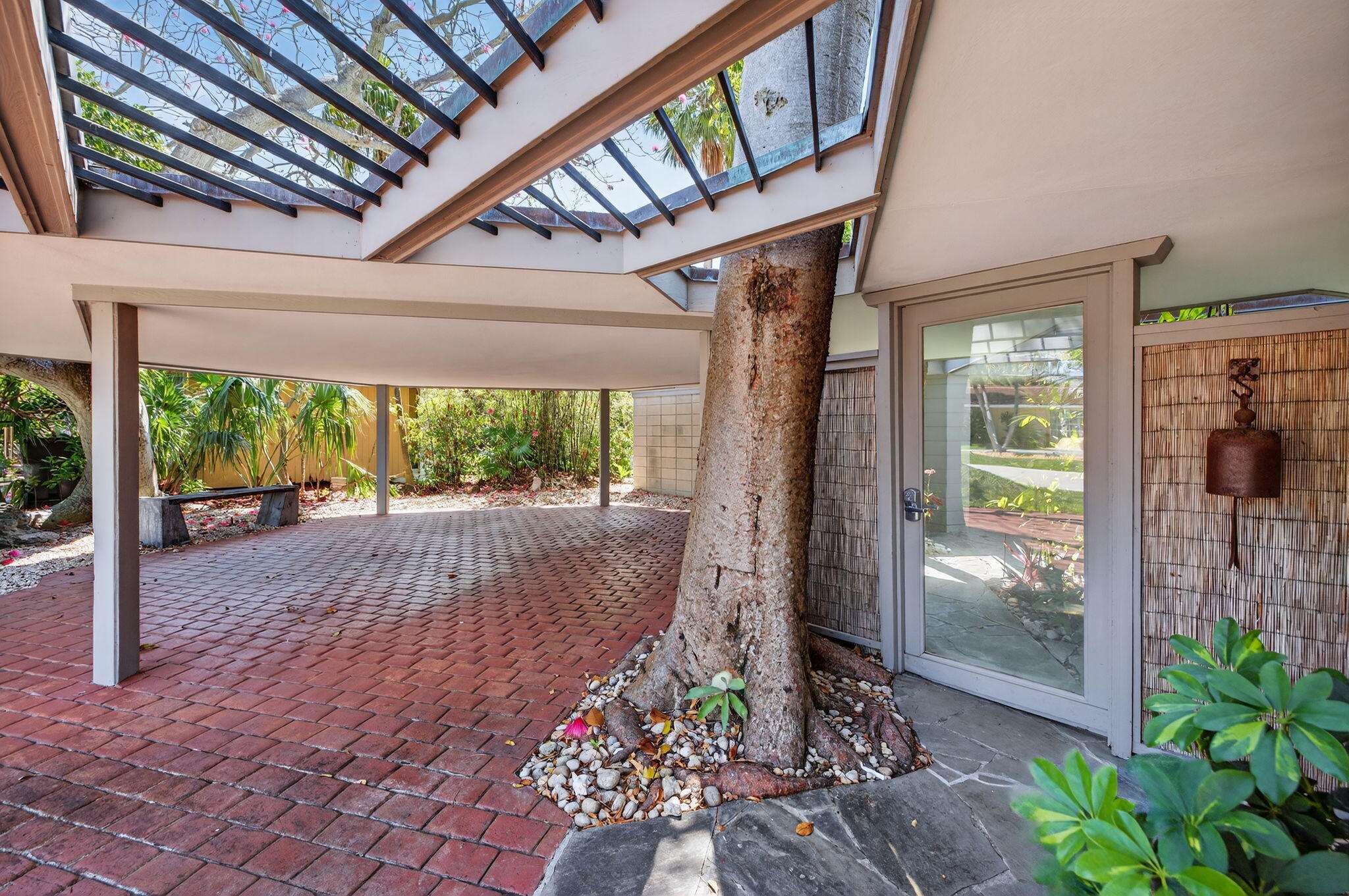 2040 Coral Reef, Lauderdale By The Sea FL 33062