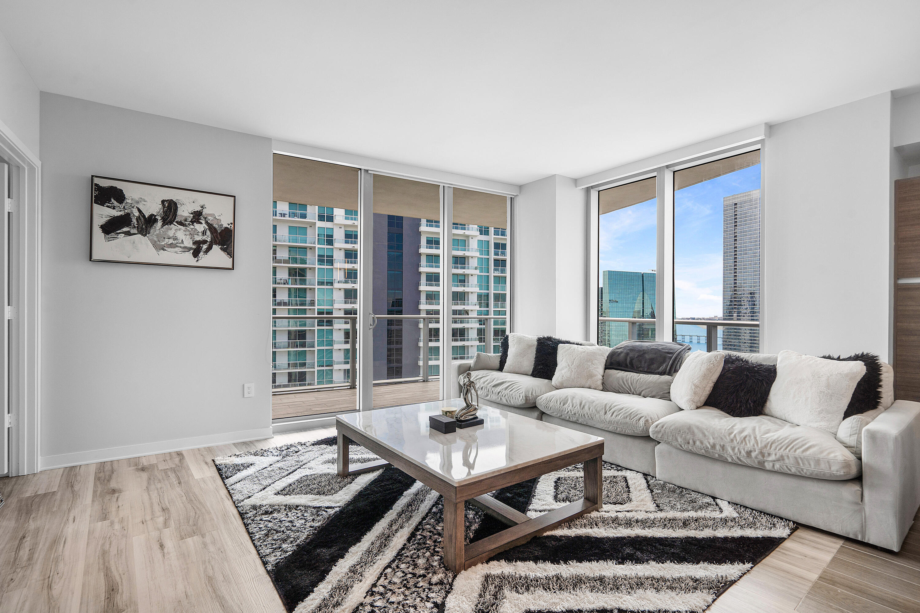 1100 S Miami #3901, Miami FL 33130