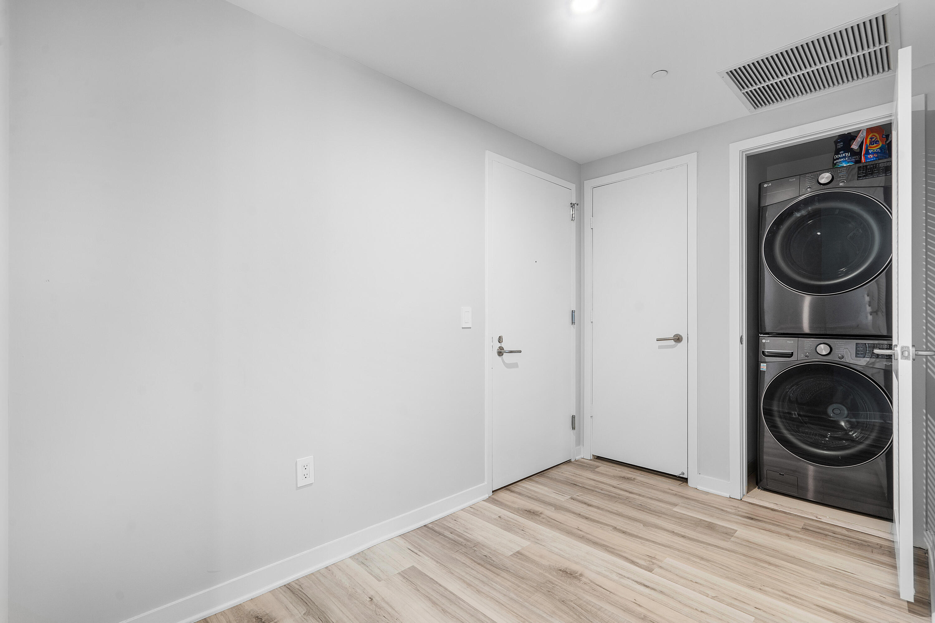 1100 S Miami #3901, Miami FL 33130