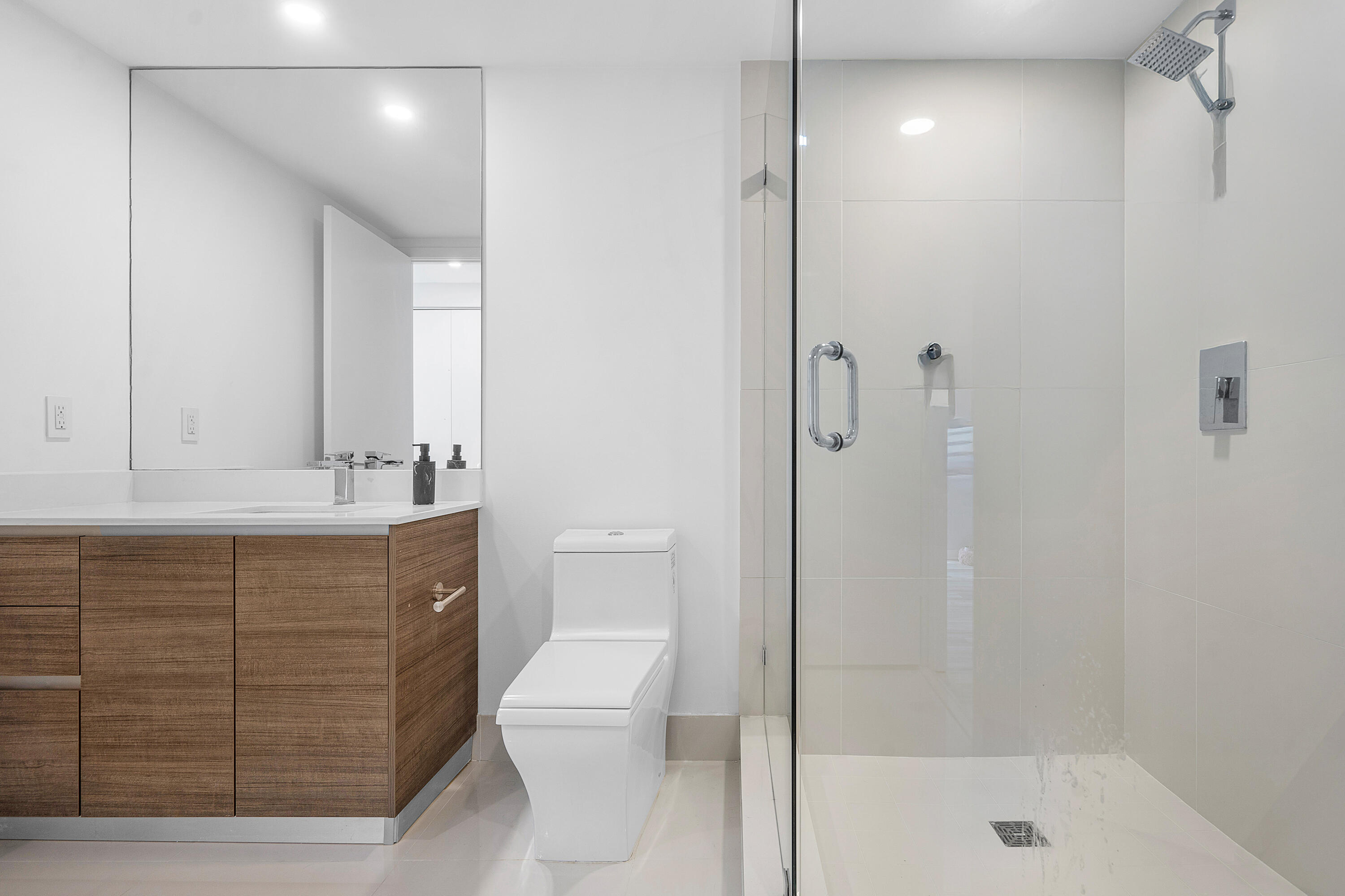 1100 S Miami #3901, Miami FL 33130