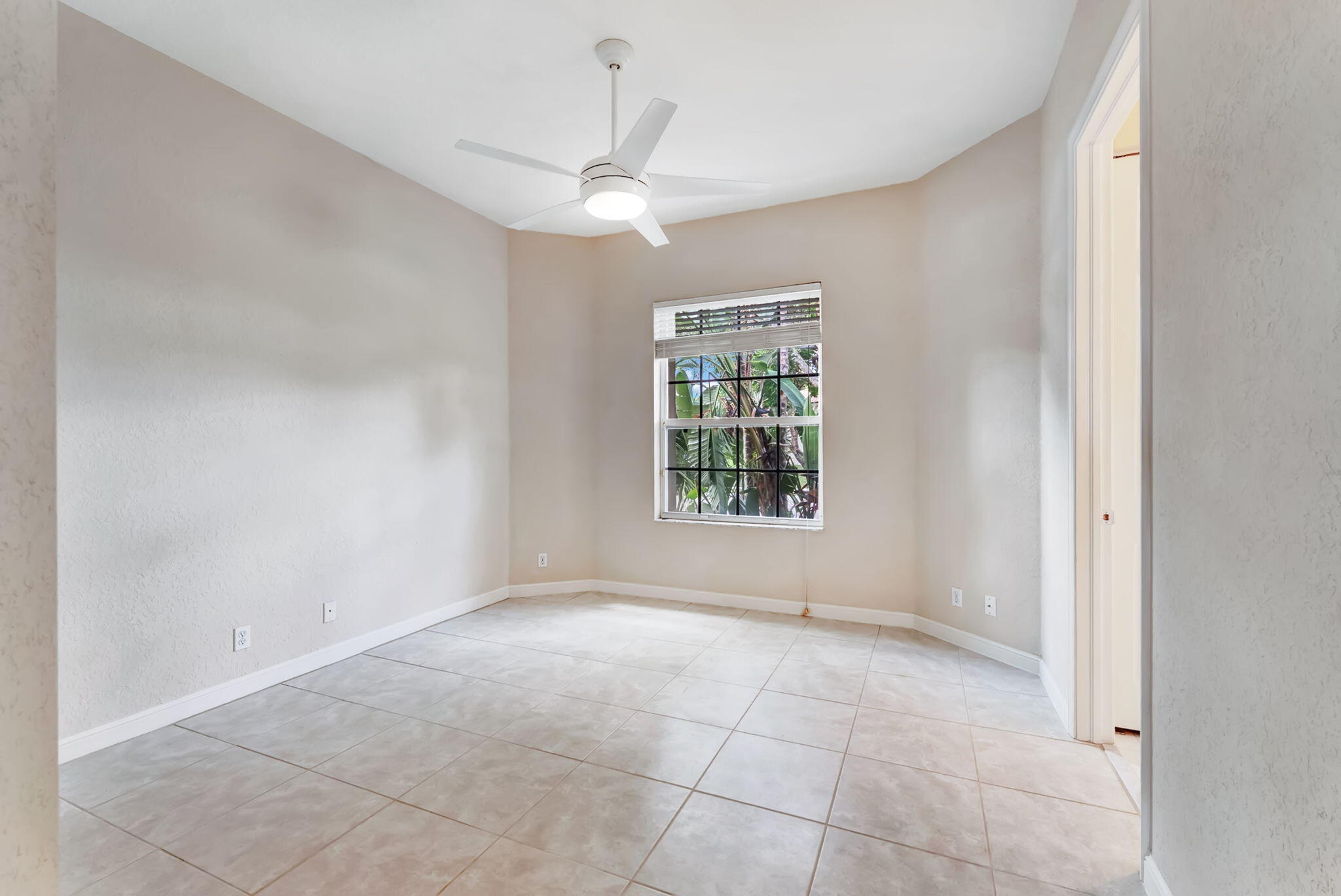 8345 Pine, West Palm Beach FL 33411