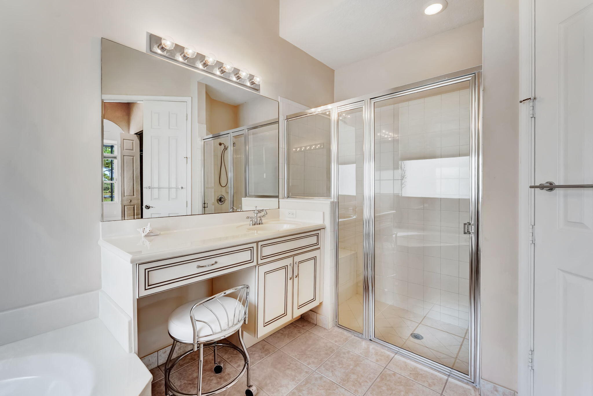 8345 Pine, West Palm Beach FL 33411
