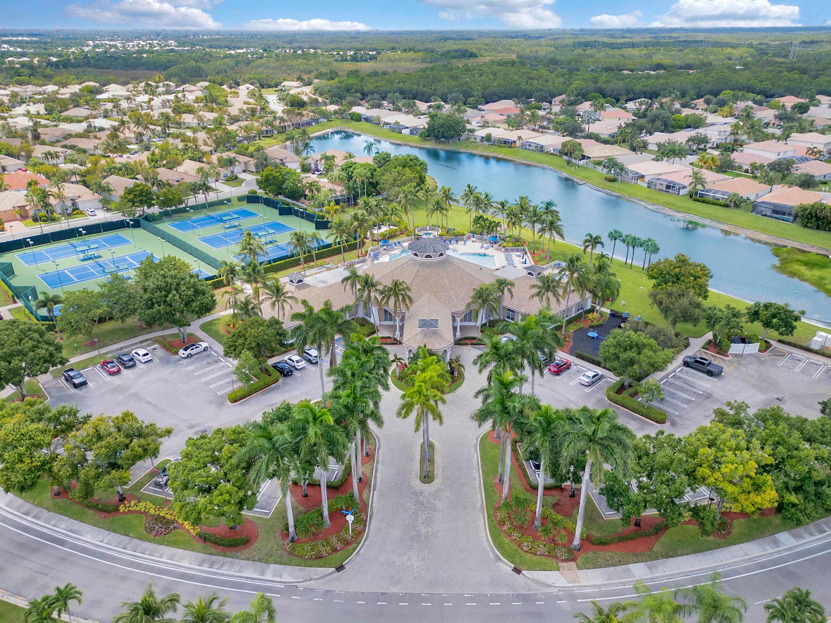 8345 Pine, West Palm Beach FL 33411