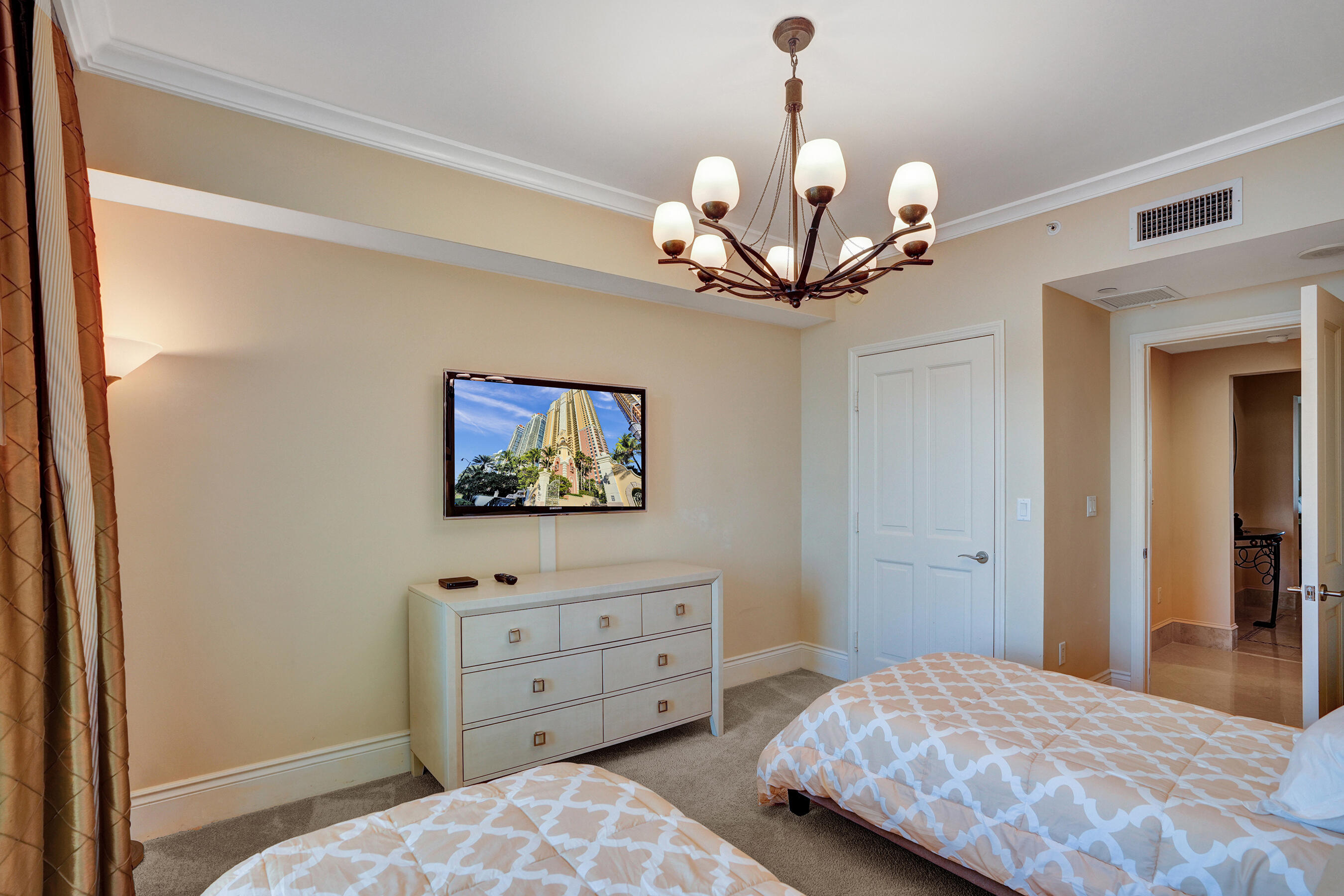 17875 Collins #3103, Sunny Isles Beach FL 33160