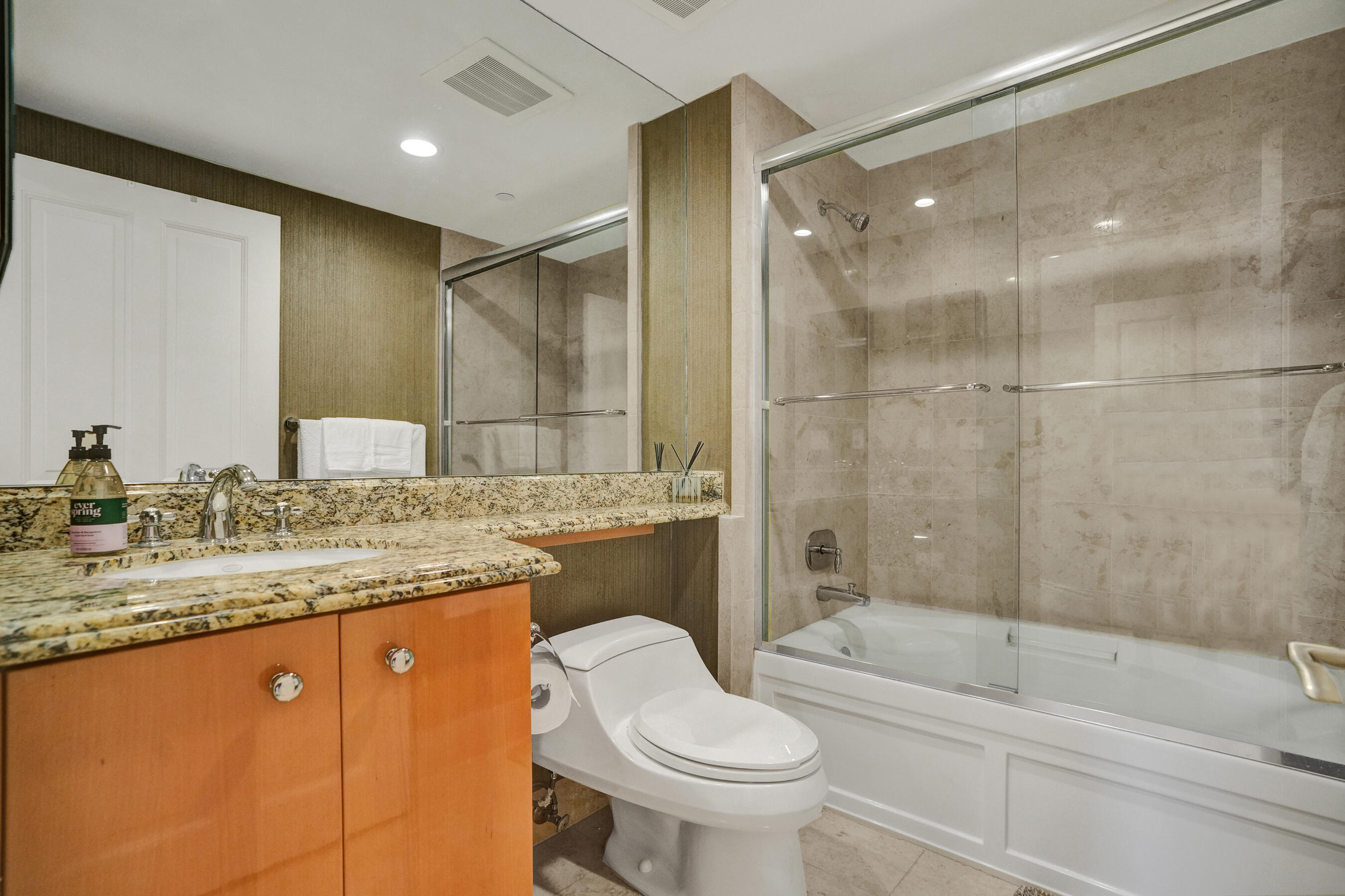 17875 Collins #3103, Sunny Isles Beach FL 33160