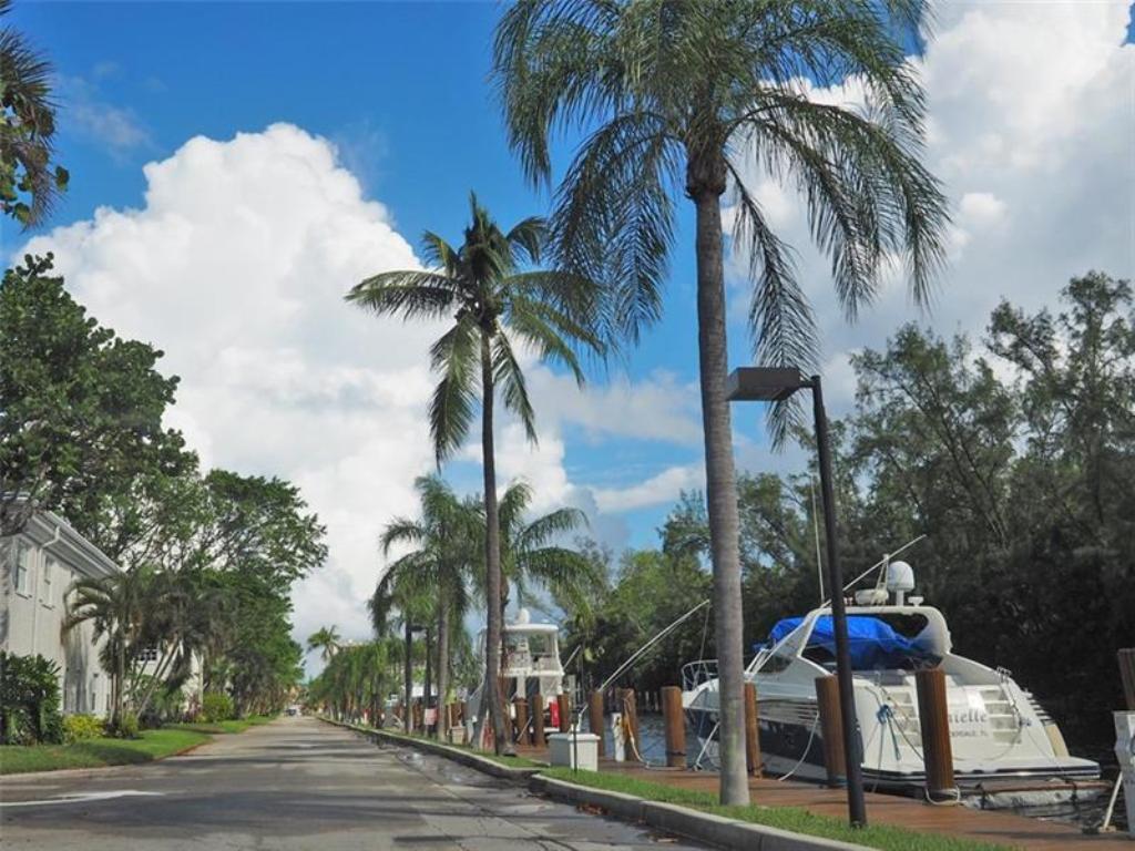 6521 Bay Club #4, Fort Lauderdale FL 33308