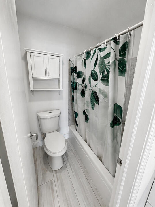 6521 Bay Club #4, Fort Lauderdale FL 33308