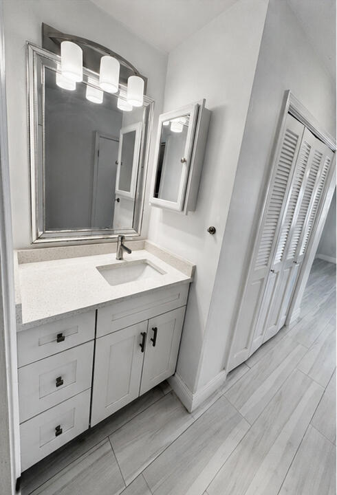 6521 Bay Club #4, Fort Lauderdale FL 33308