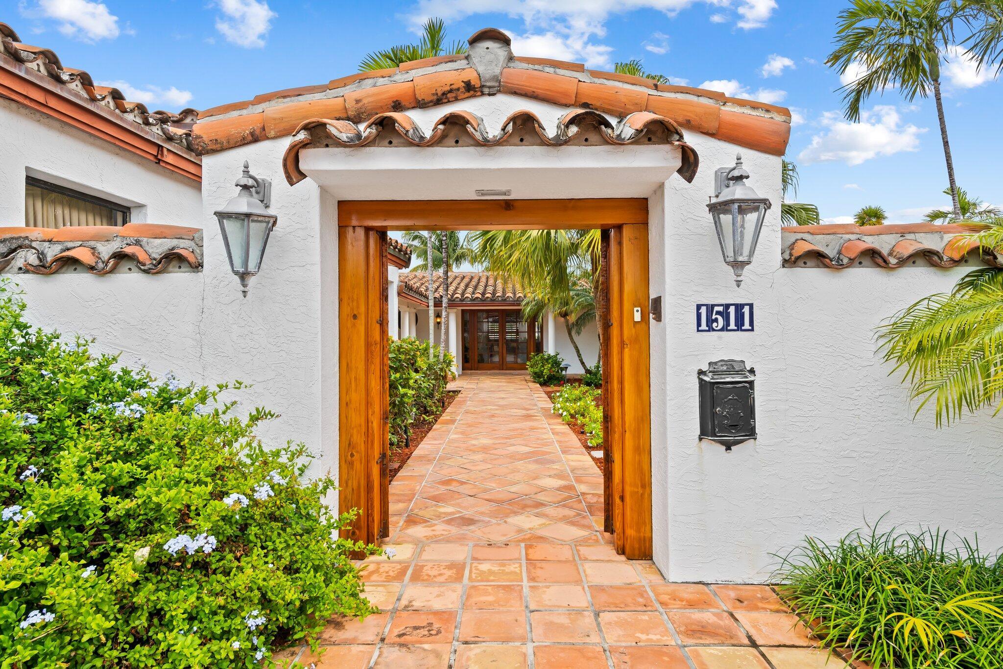 1511 E Lake, Fort Lauderdale FL 33316