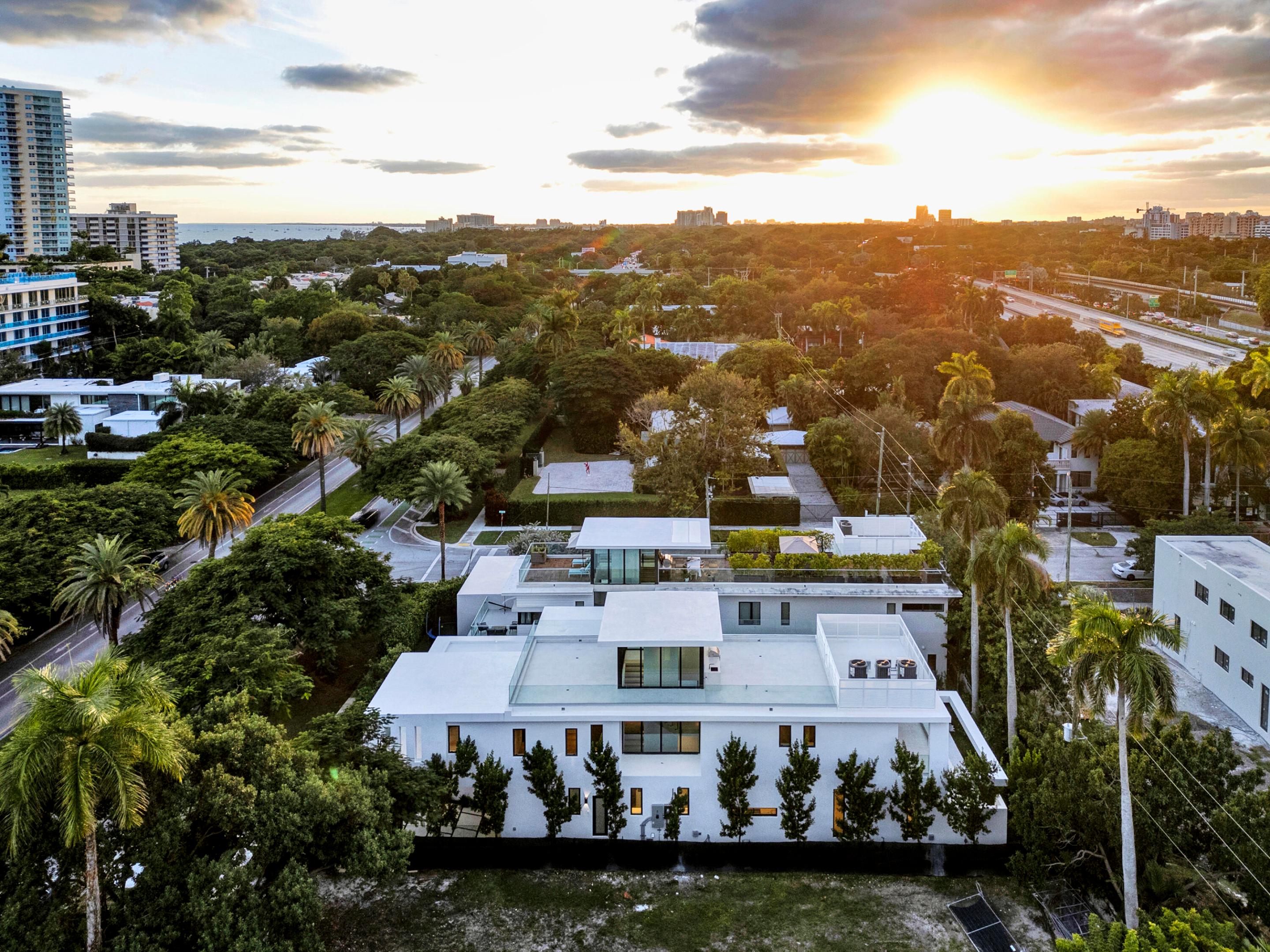 2130 S Miami, Miami FL 33129