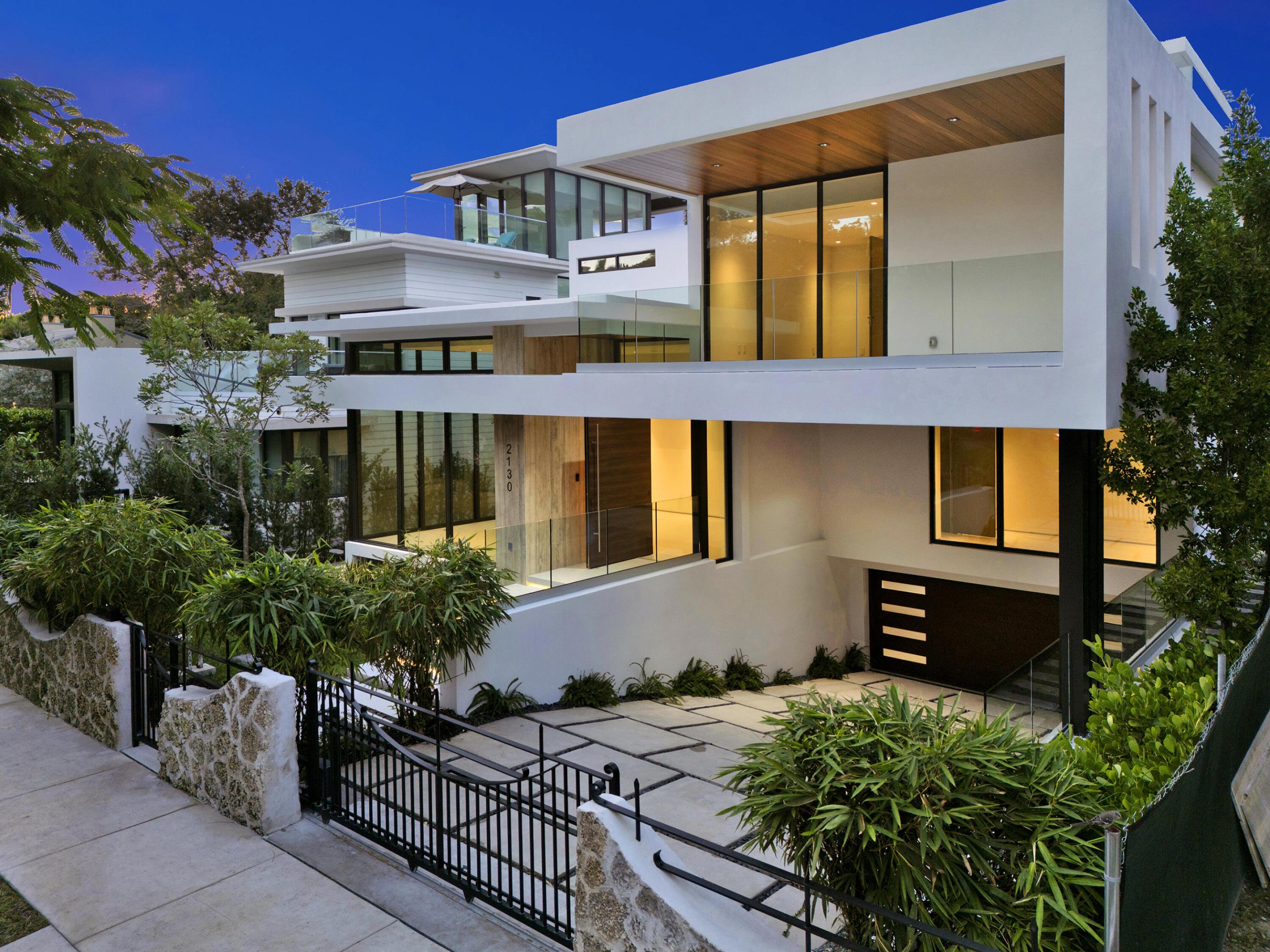 2130 S Miami, Miami FL 33129