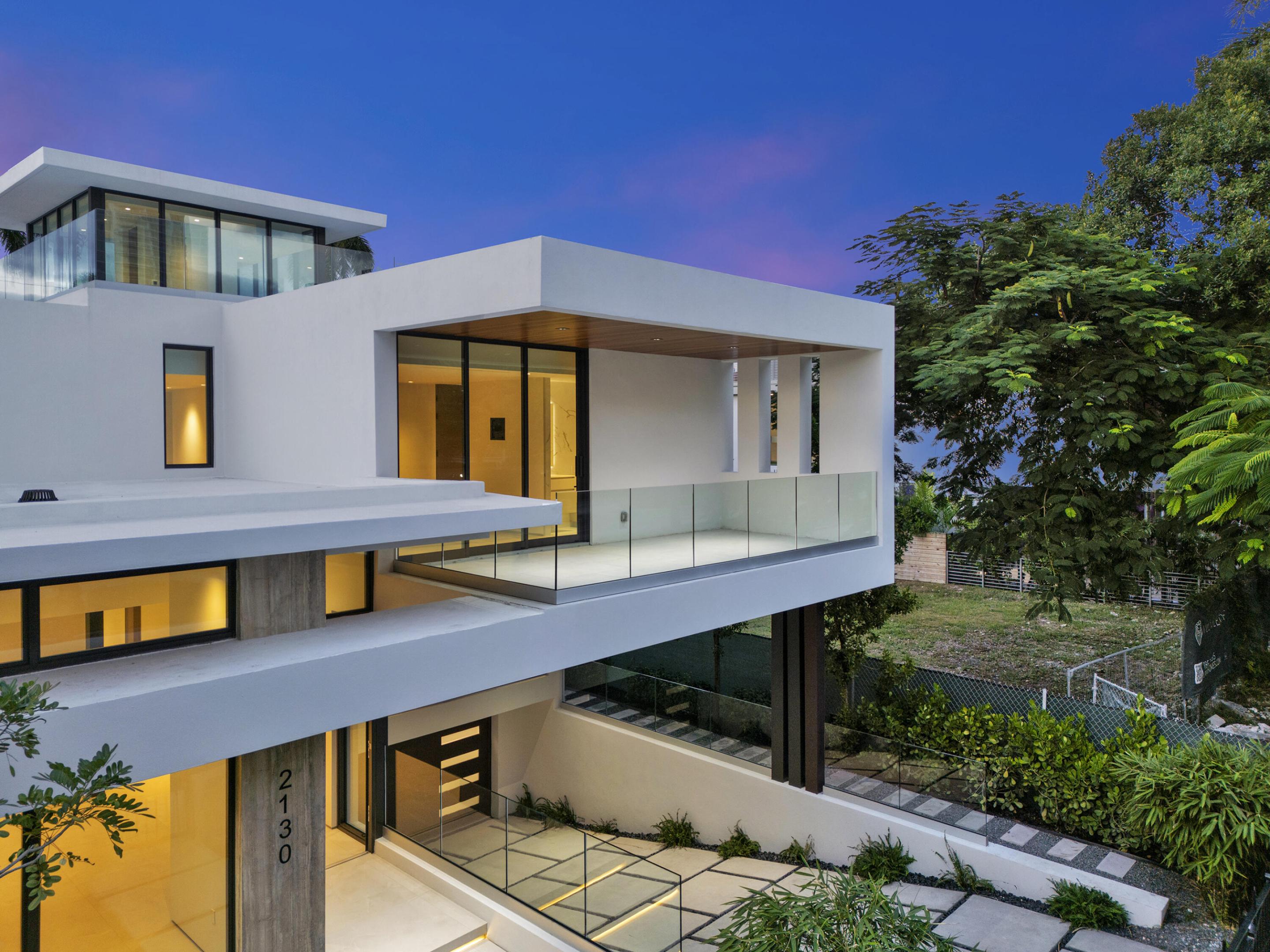 2130 S Miami, Miami FL 33129