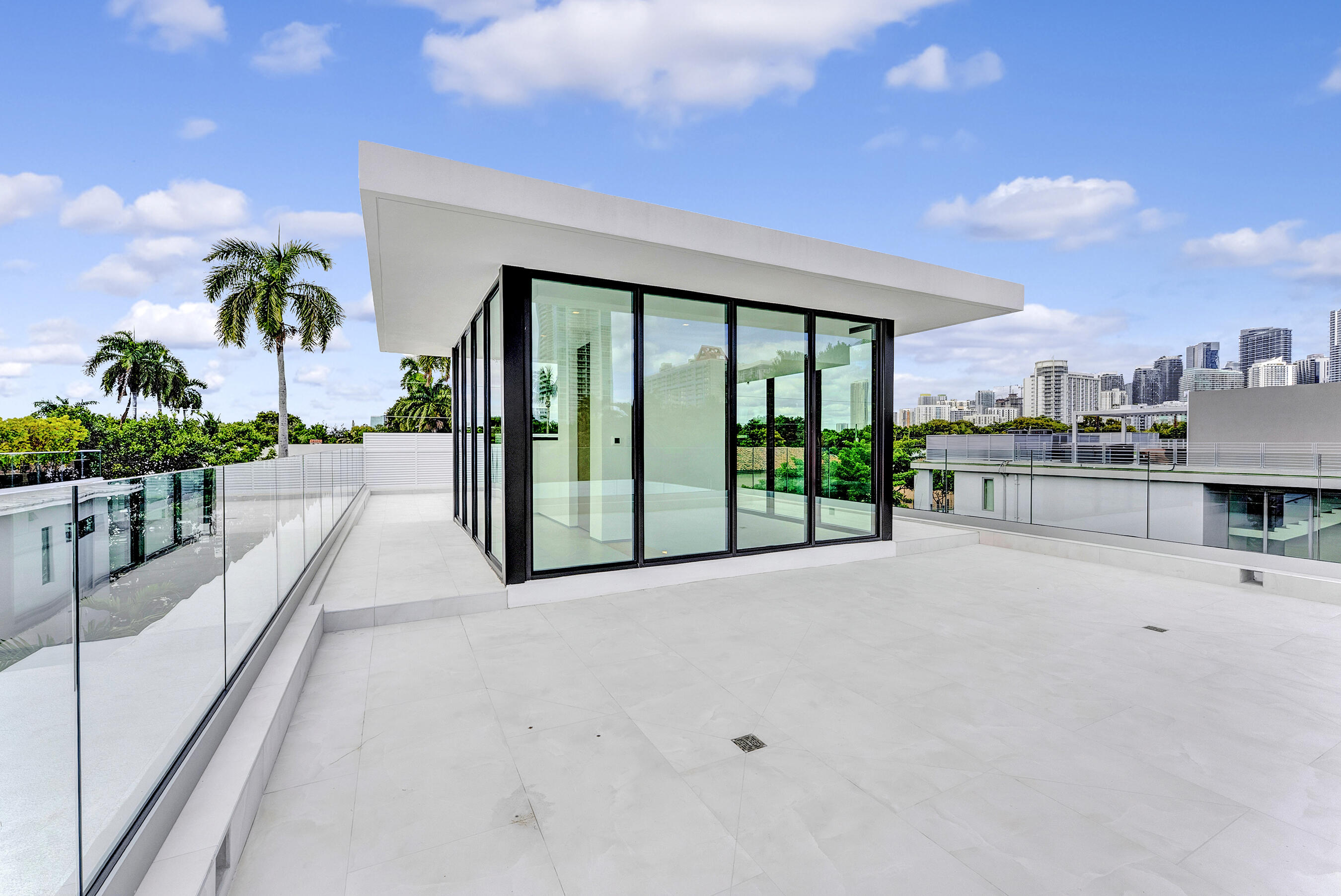 2130 S Miami, Miami FL 33129