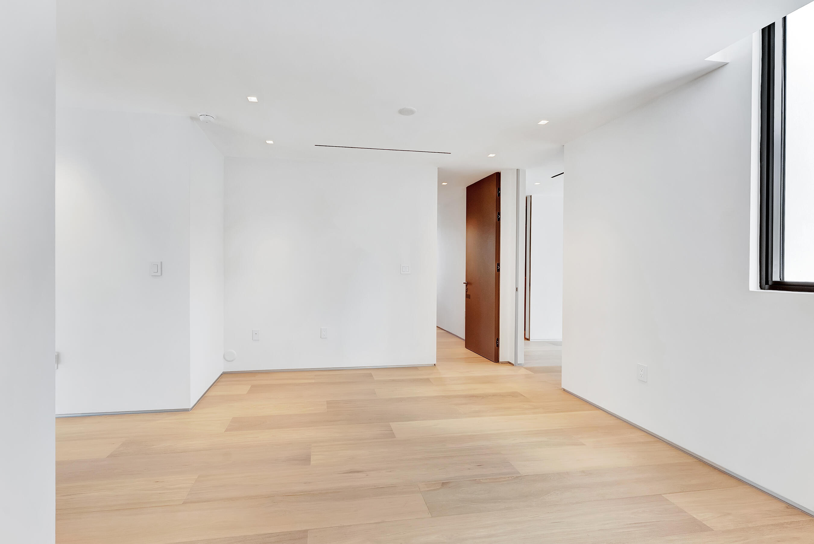 2130 S Miami, Miami FL 33129