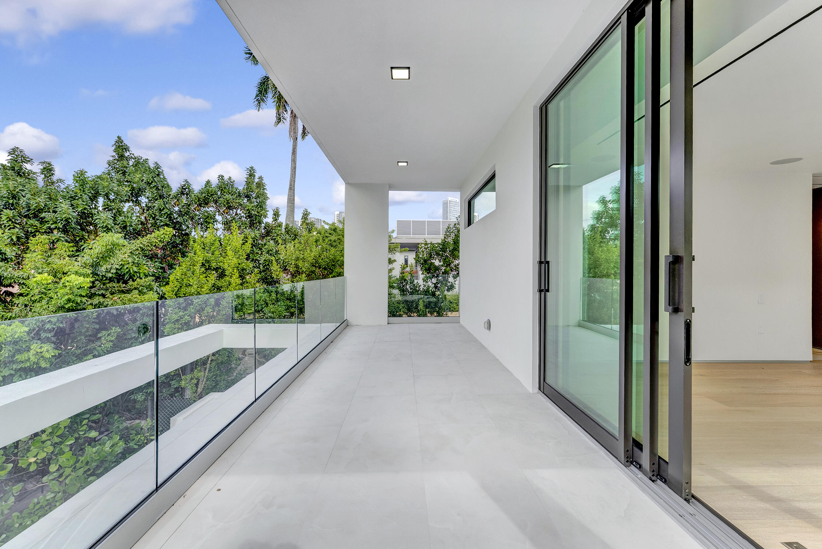 2130 S Miami, Miami FL 33129