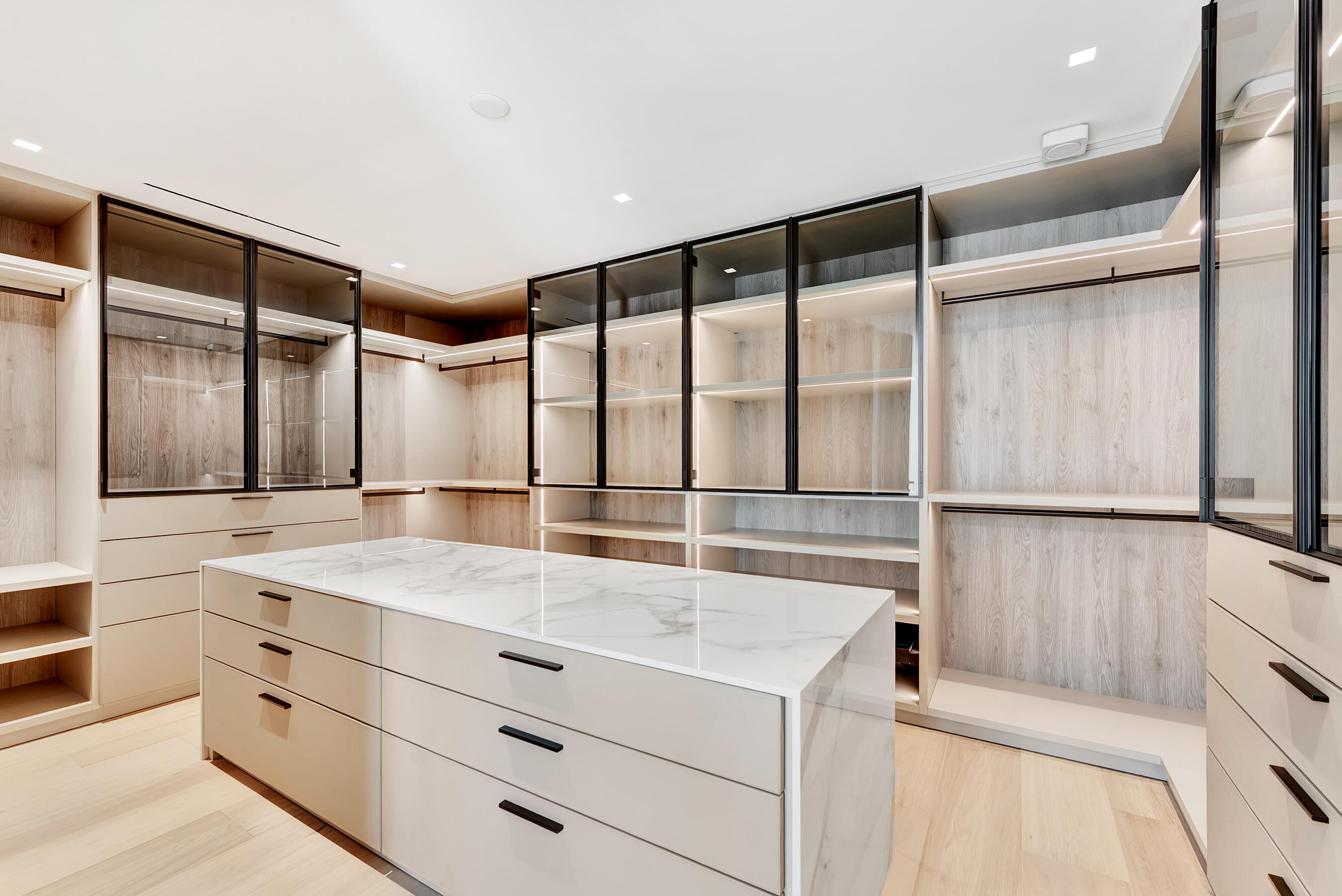 2130 S Miami, Miami FL 33129