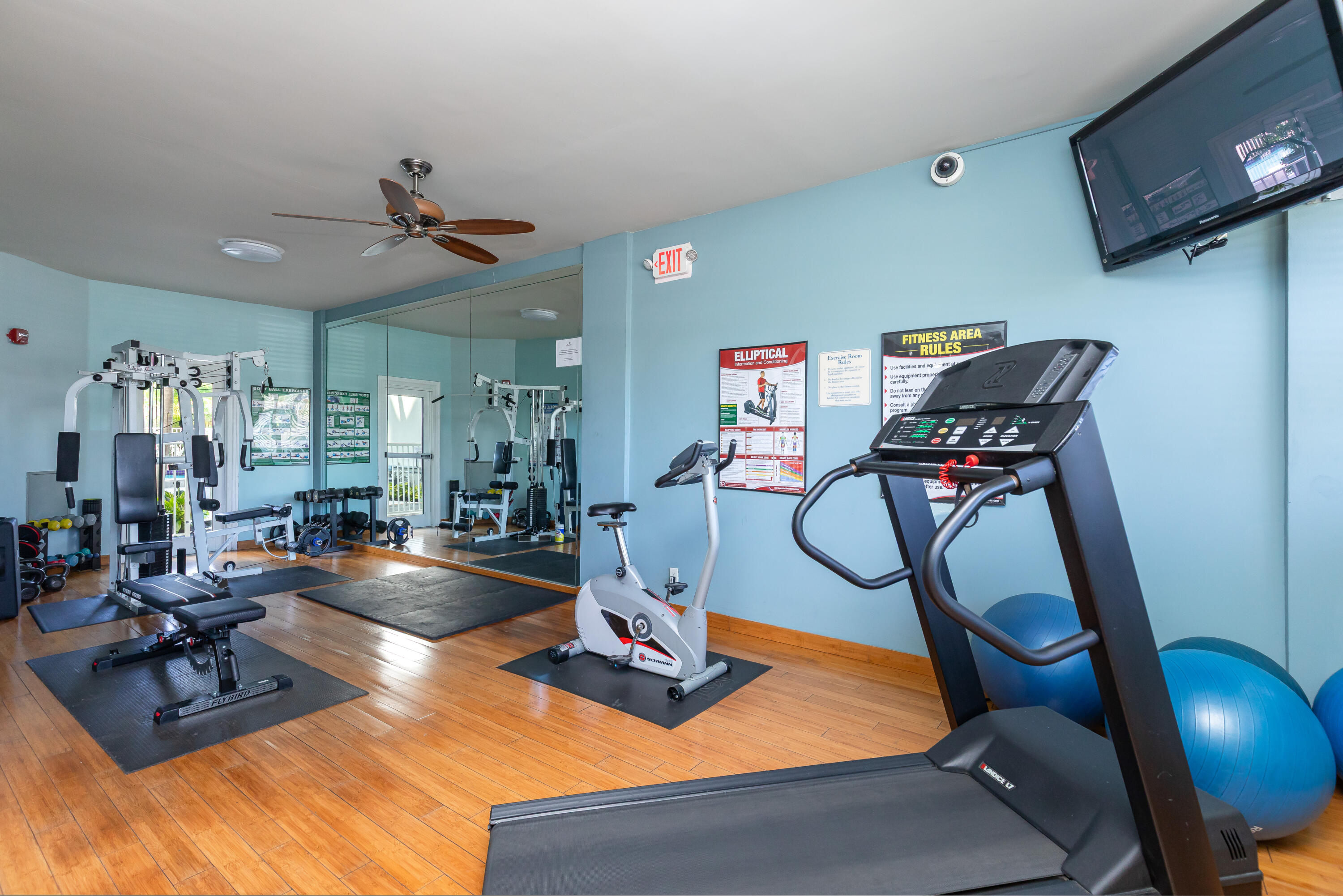3250 NE 28th #404, Fort Lauderdale FL 33308