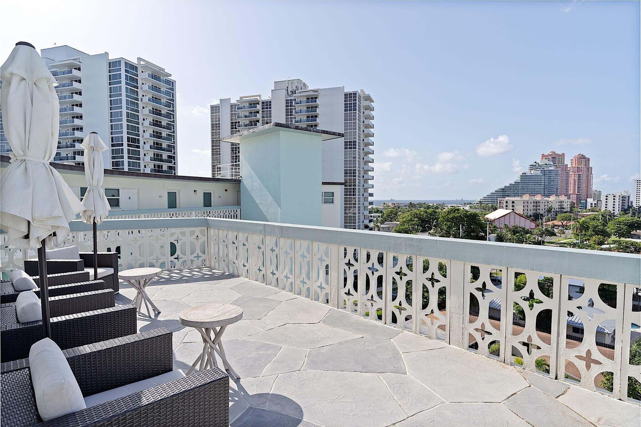 3250 NE 28th #404, Fort Lauderdale FL 33308