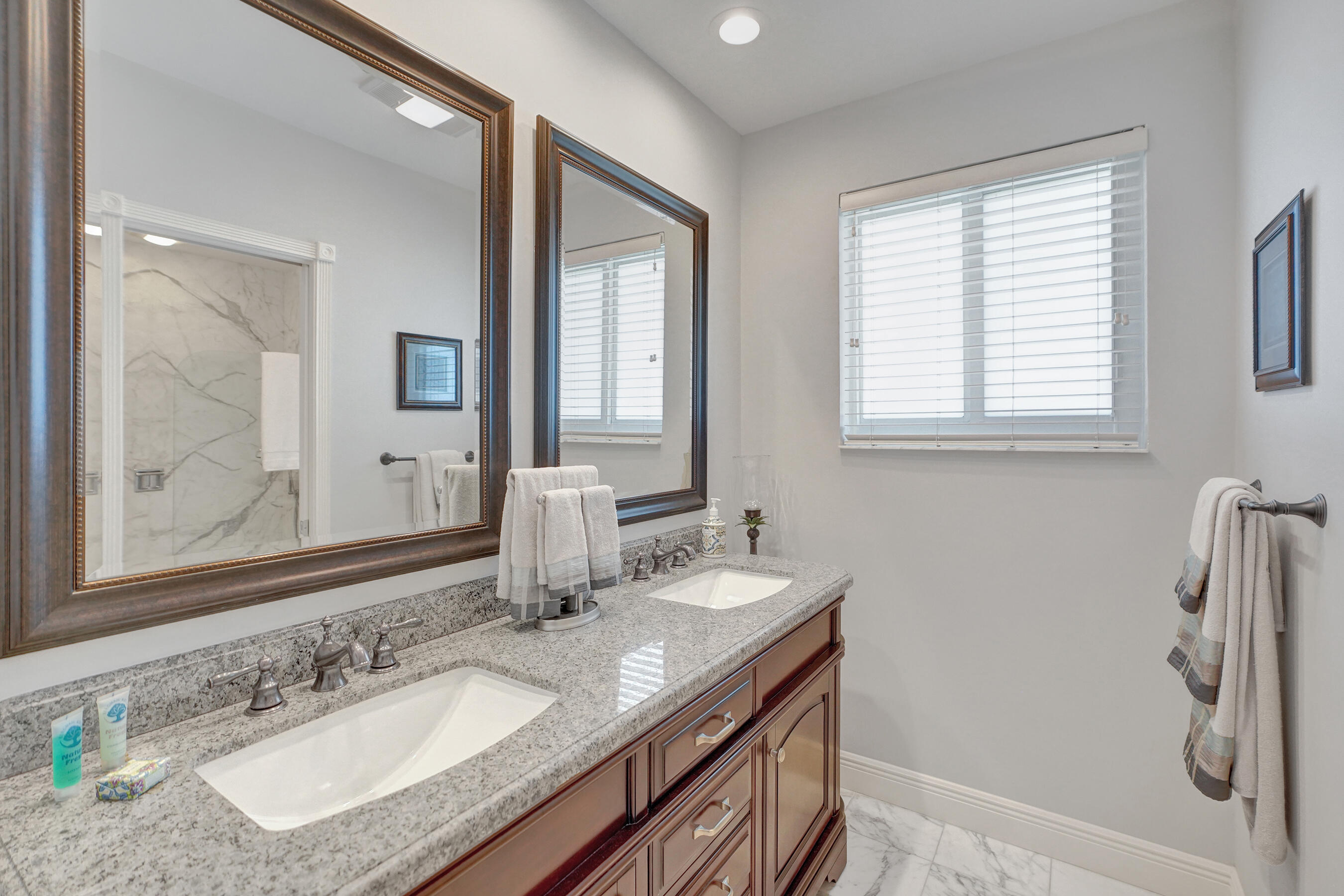 5530 Bayview, Fort Lauderdale FL 33308
