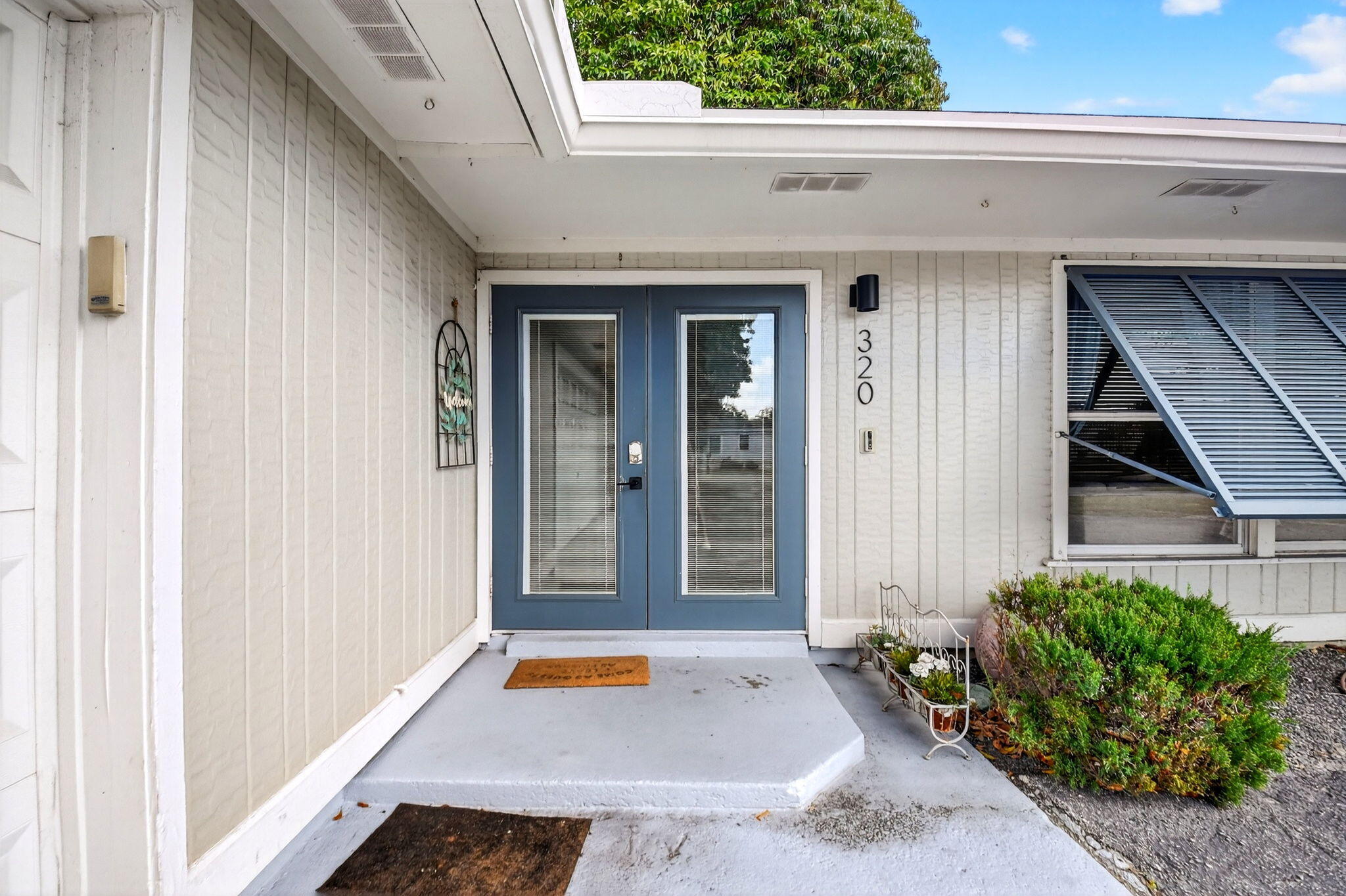320 Riverdale, Palm Springs FL 33461