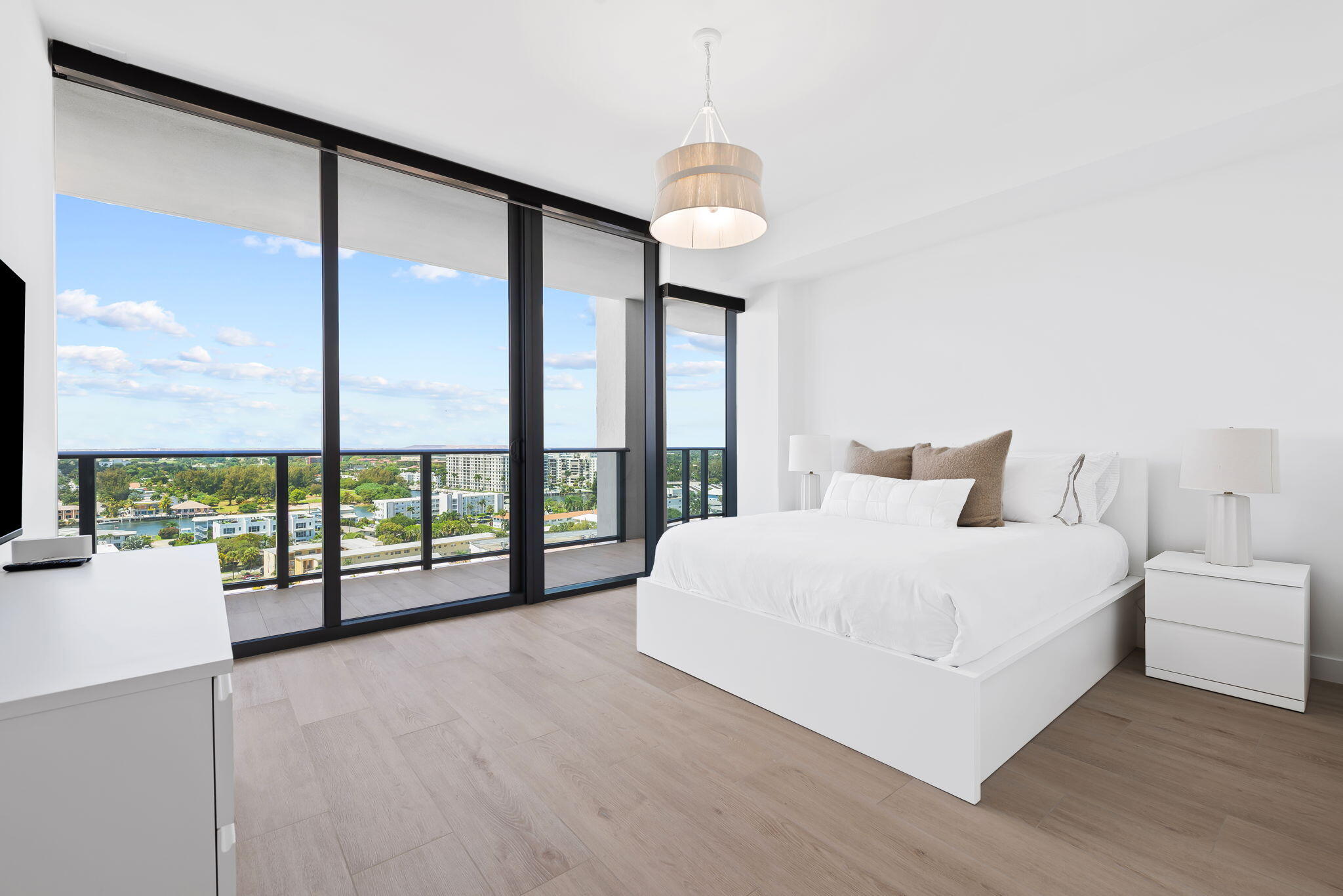 900 N Ocean #1404, Pompano Beach FL 33062
