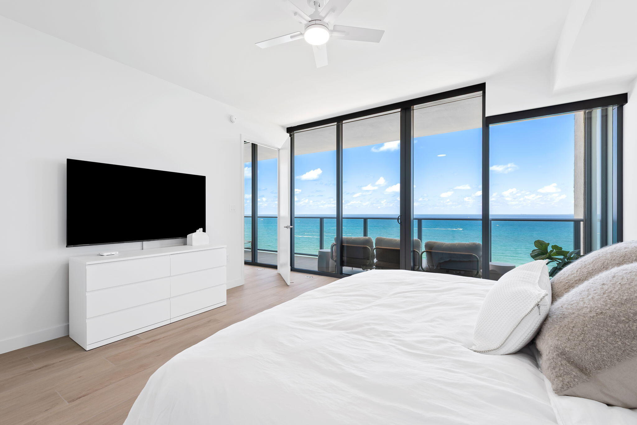 900 N Ocean #1404, Pompano Beach FL 33062